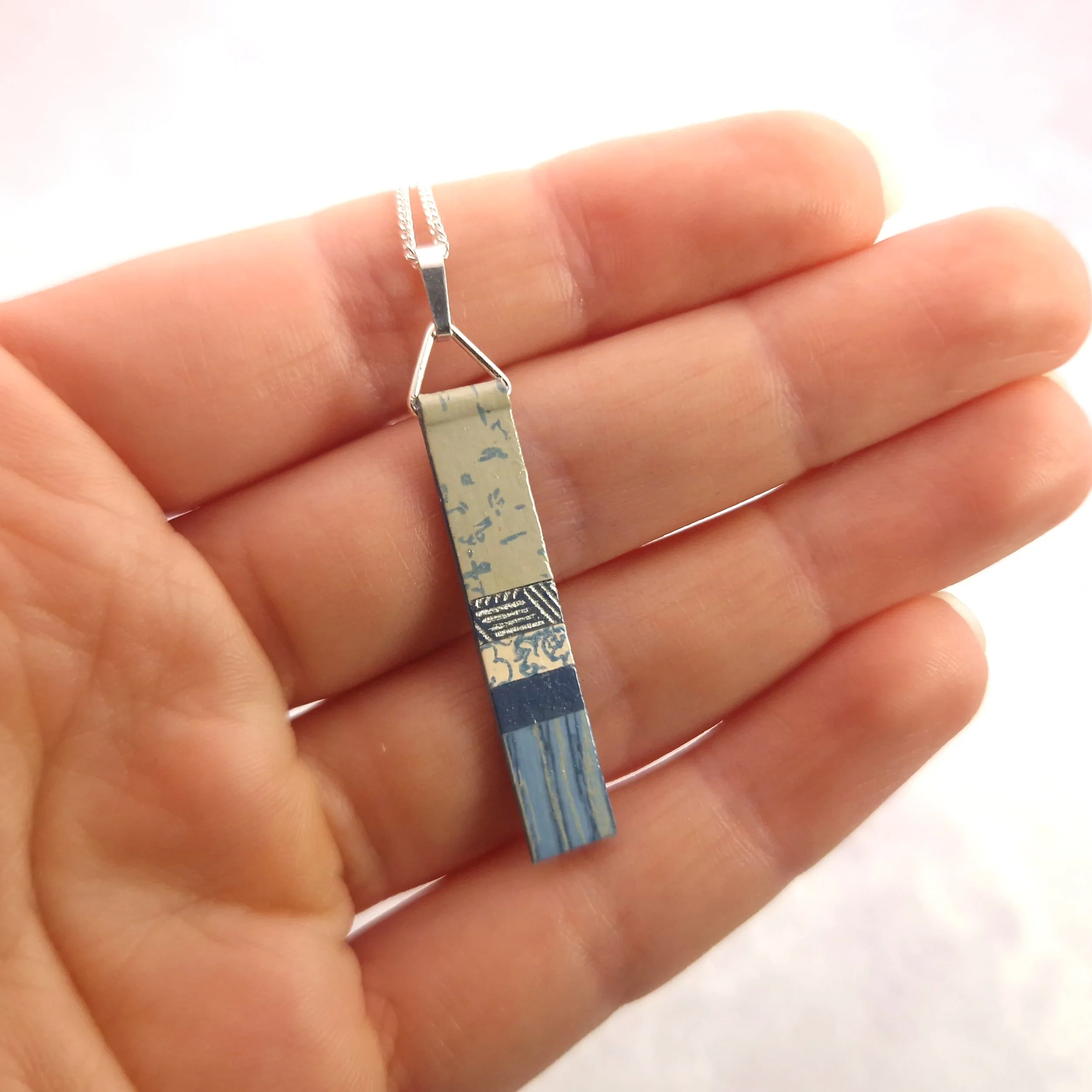 long-slim-pendant-blue-mist (3).jpg