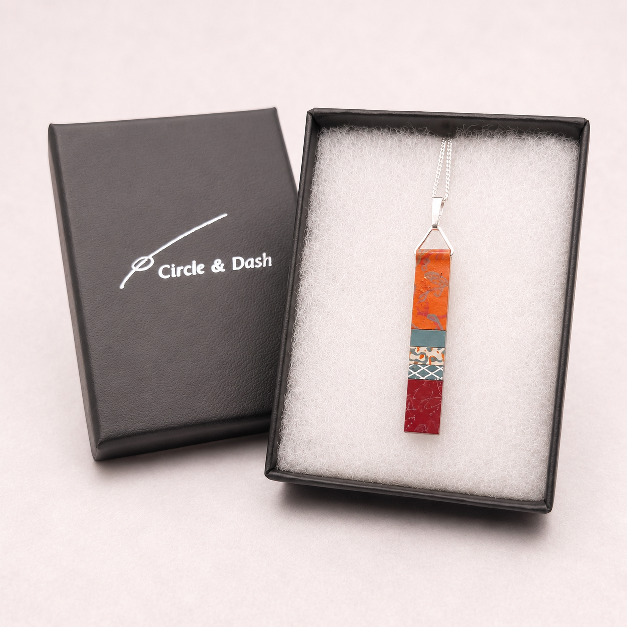 long-slim-pendant-autumn-orange (2).png