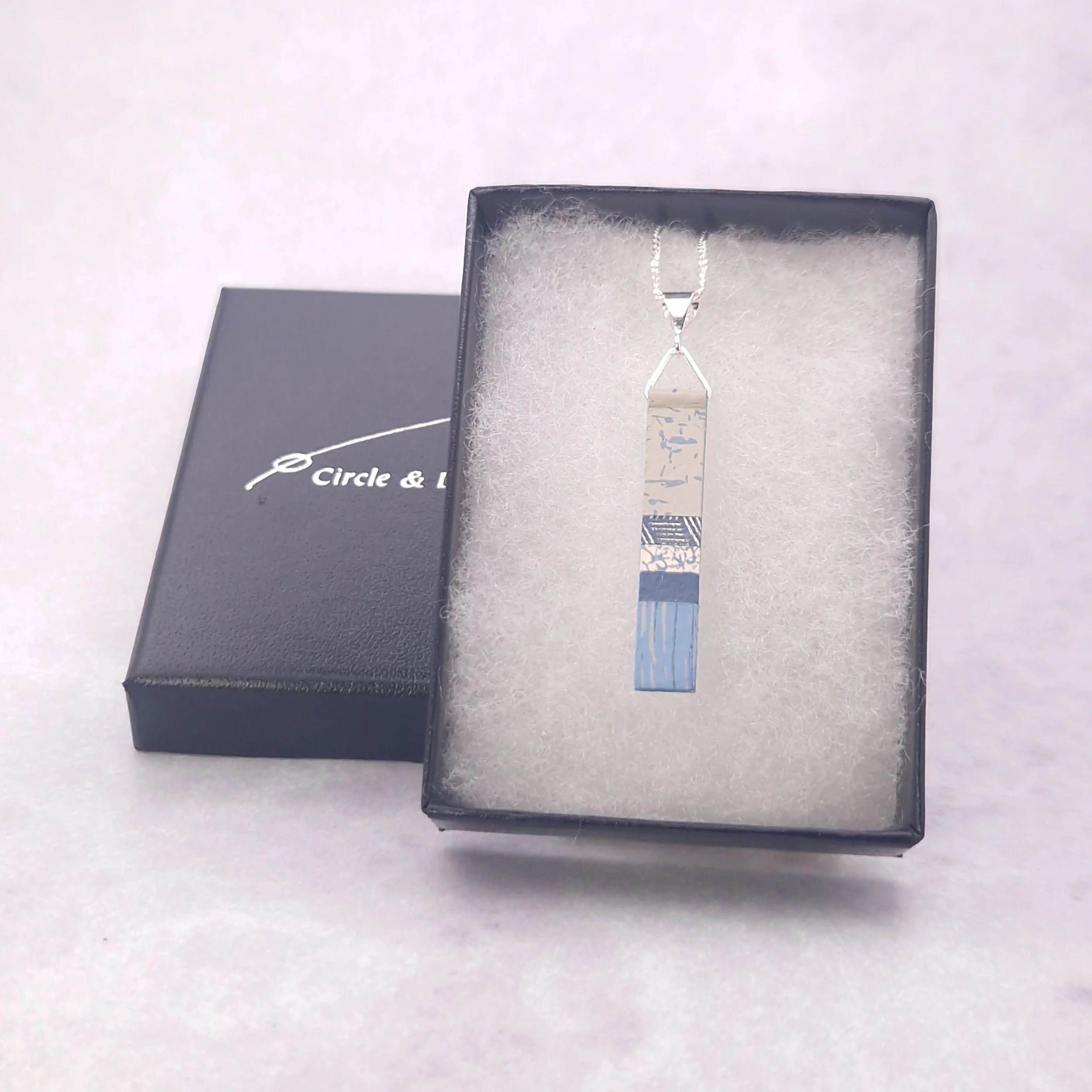 long-slim-pendant-blue-mist (2).jpg
