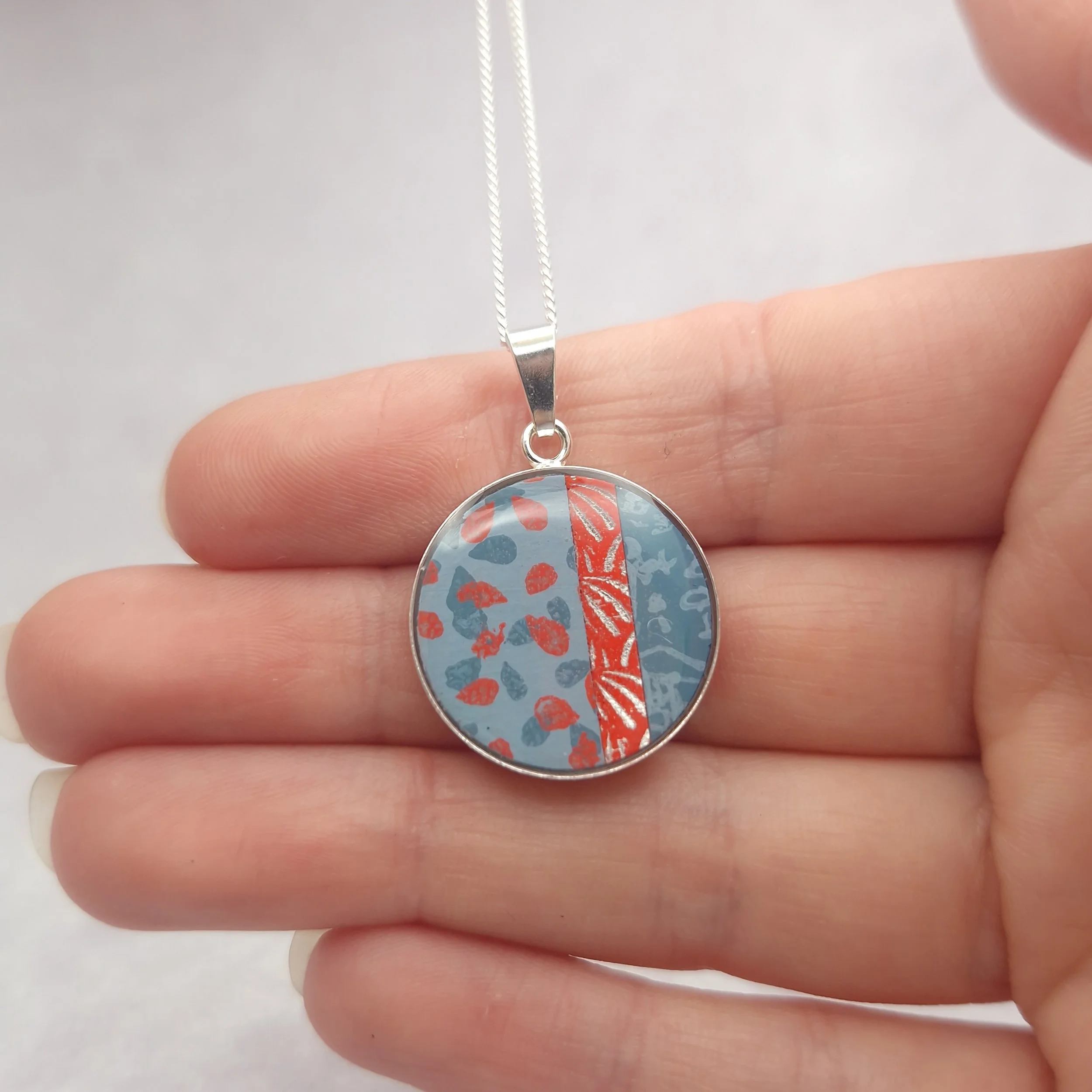 blue-coral-circle-pendant (4).jpg