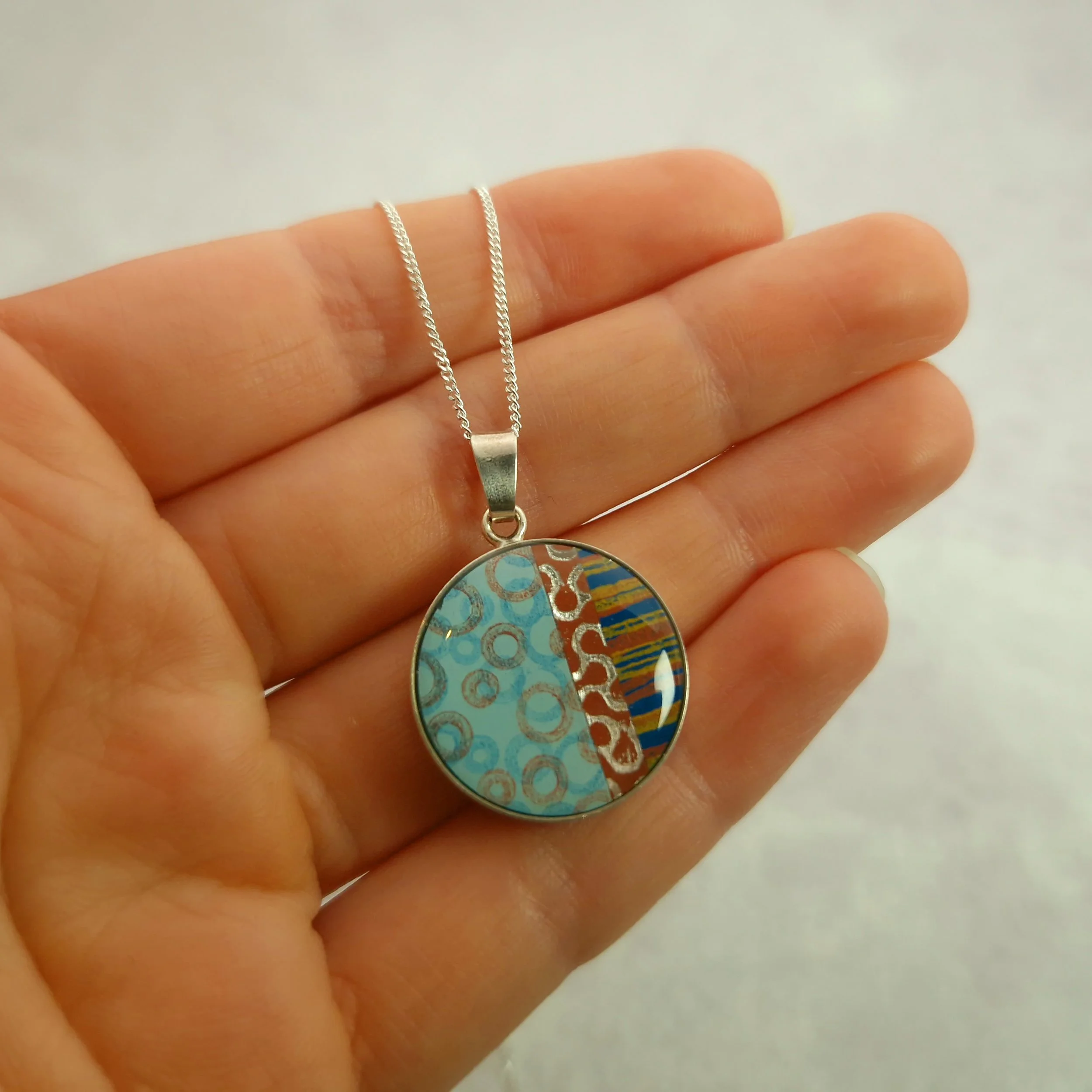circle-pendant-turquoise-terracotta (3).jpg