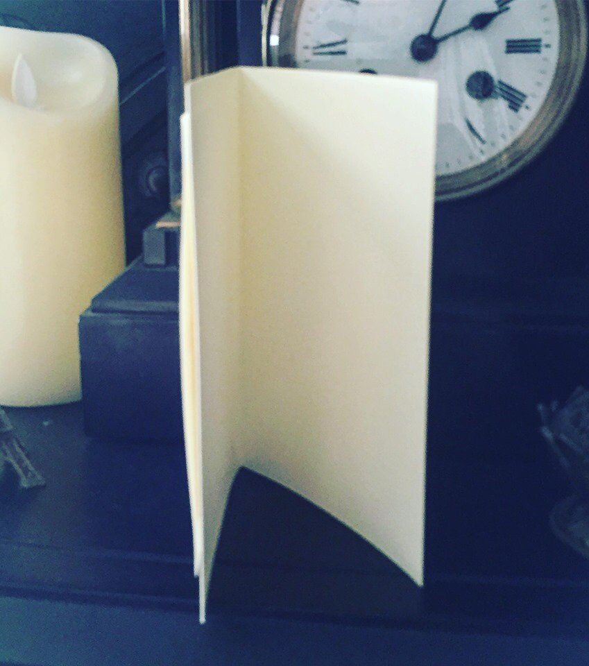 https://i.etsystatic.com/5312476/r/il/4ada4f/2434879332/il_fullxfull.2434879332_diup.jpg