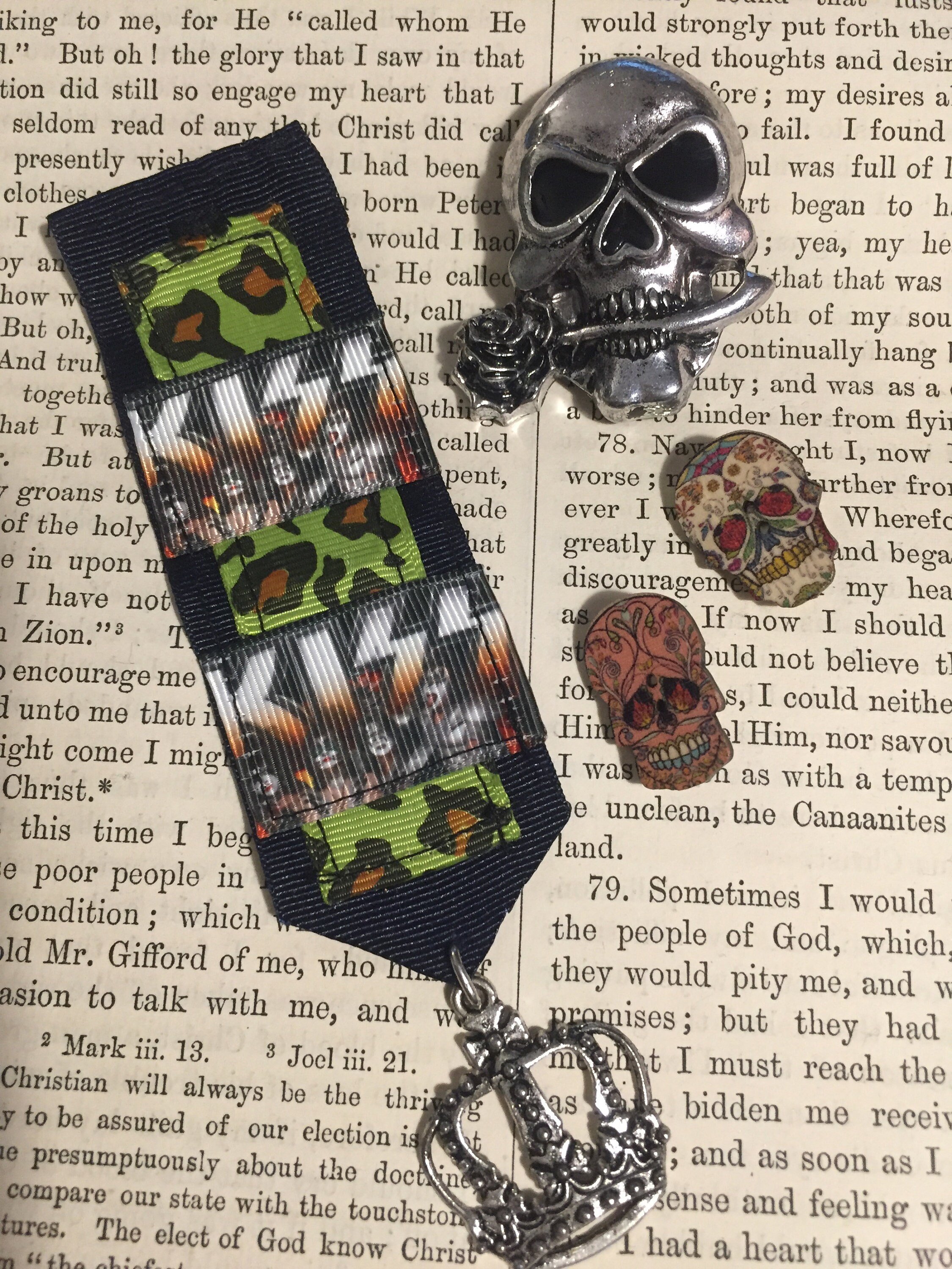 https://i.etsystatic.com/5312476/r/il/bf04b7/2967977003/il_fullxfull.2967977003_2ee6.jpg
