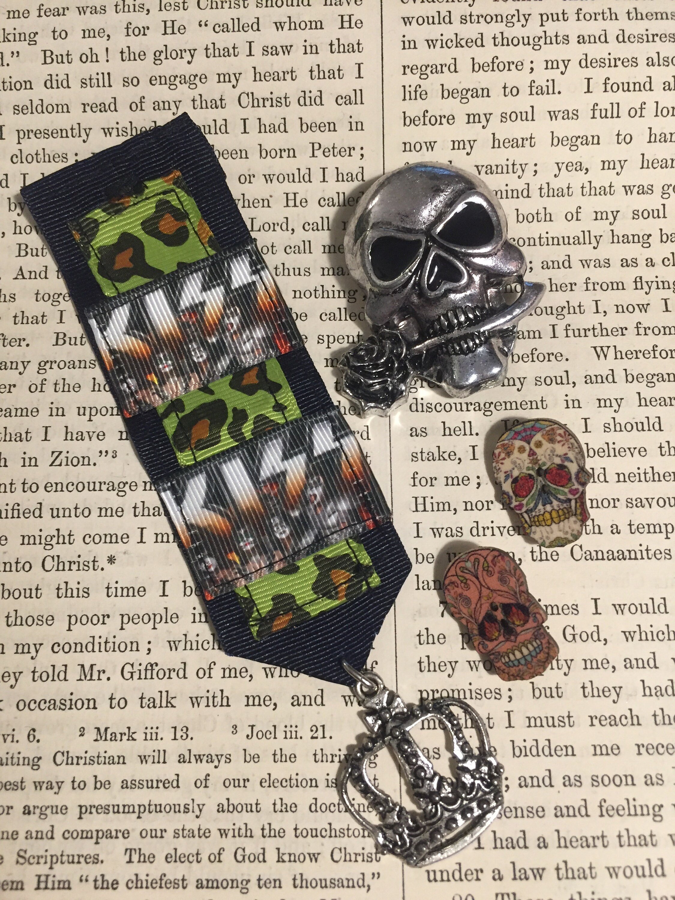https://i.etsystatic.com/5312476/r/il/be7311/2967977535/il_fullxfull.2967977535_jx1y.jpg