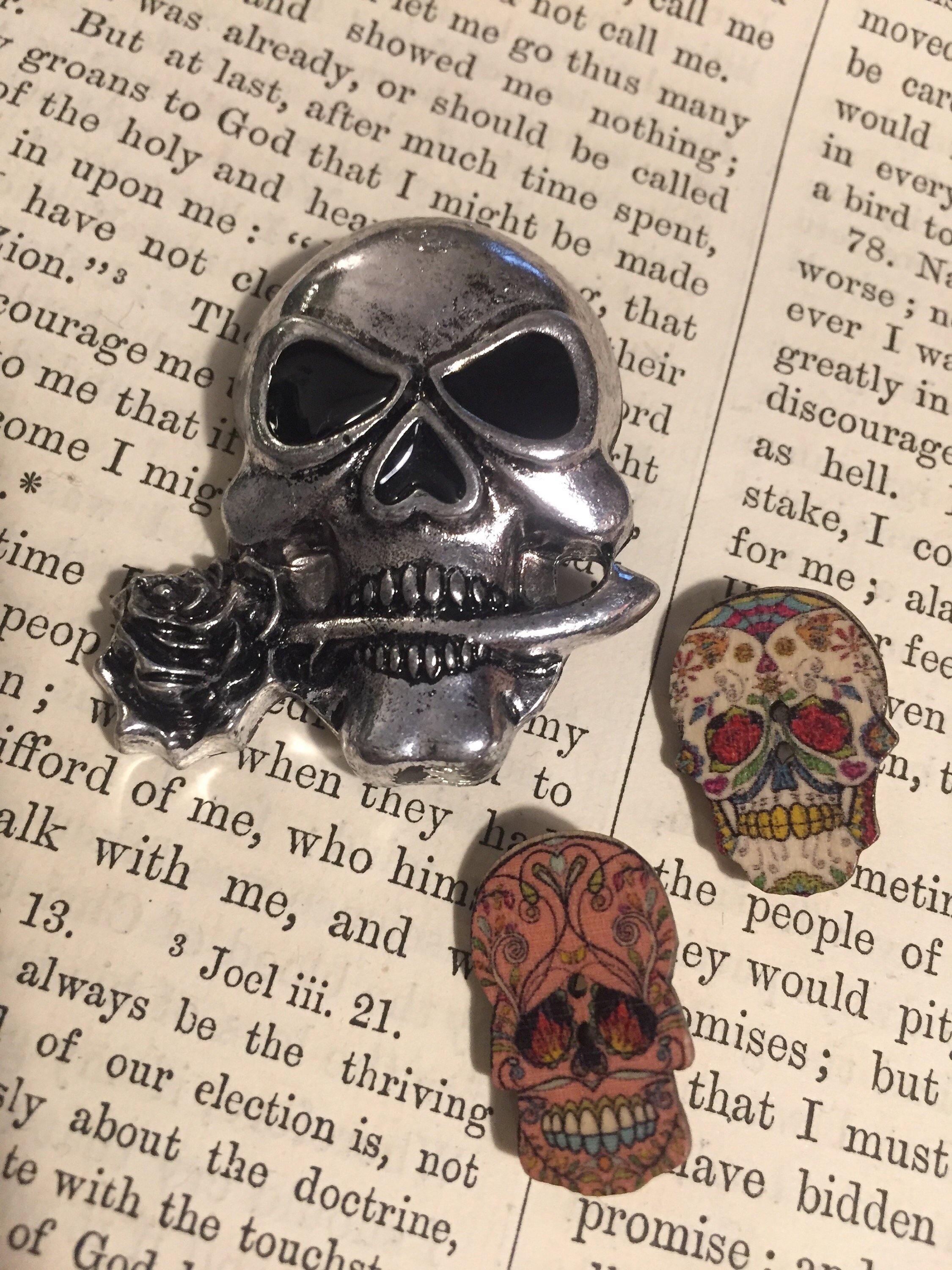 https://i.etsystatic.com/5312476/r/il/bc0372/2967977833/il_fullxfull.2967977833_4qci.jpg