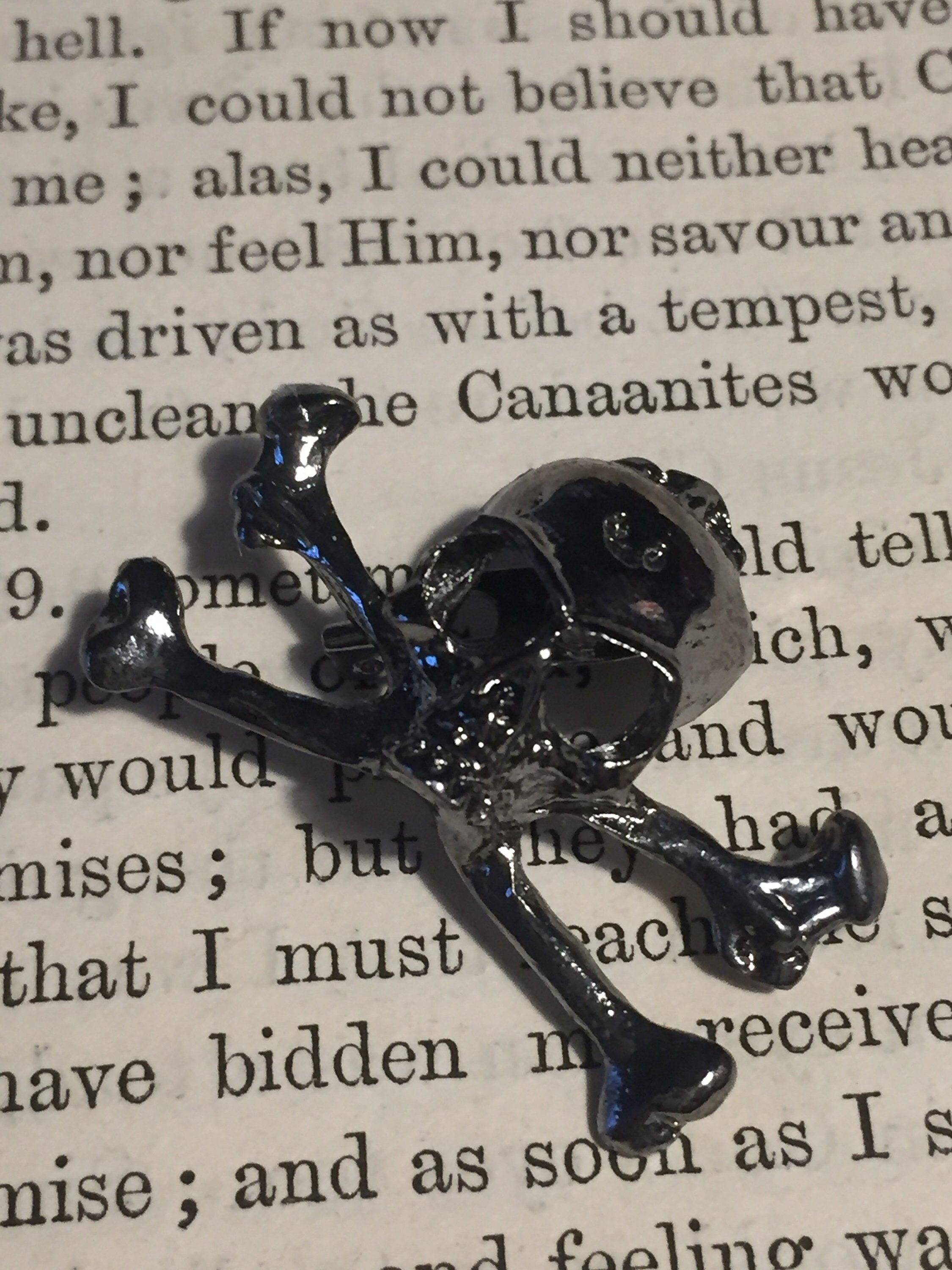 https://i.etsystatic.com/5312476/r/il/82c429/2920136168/il_fullxfull.2920136168_qz1v.jpg
