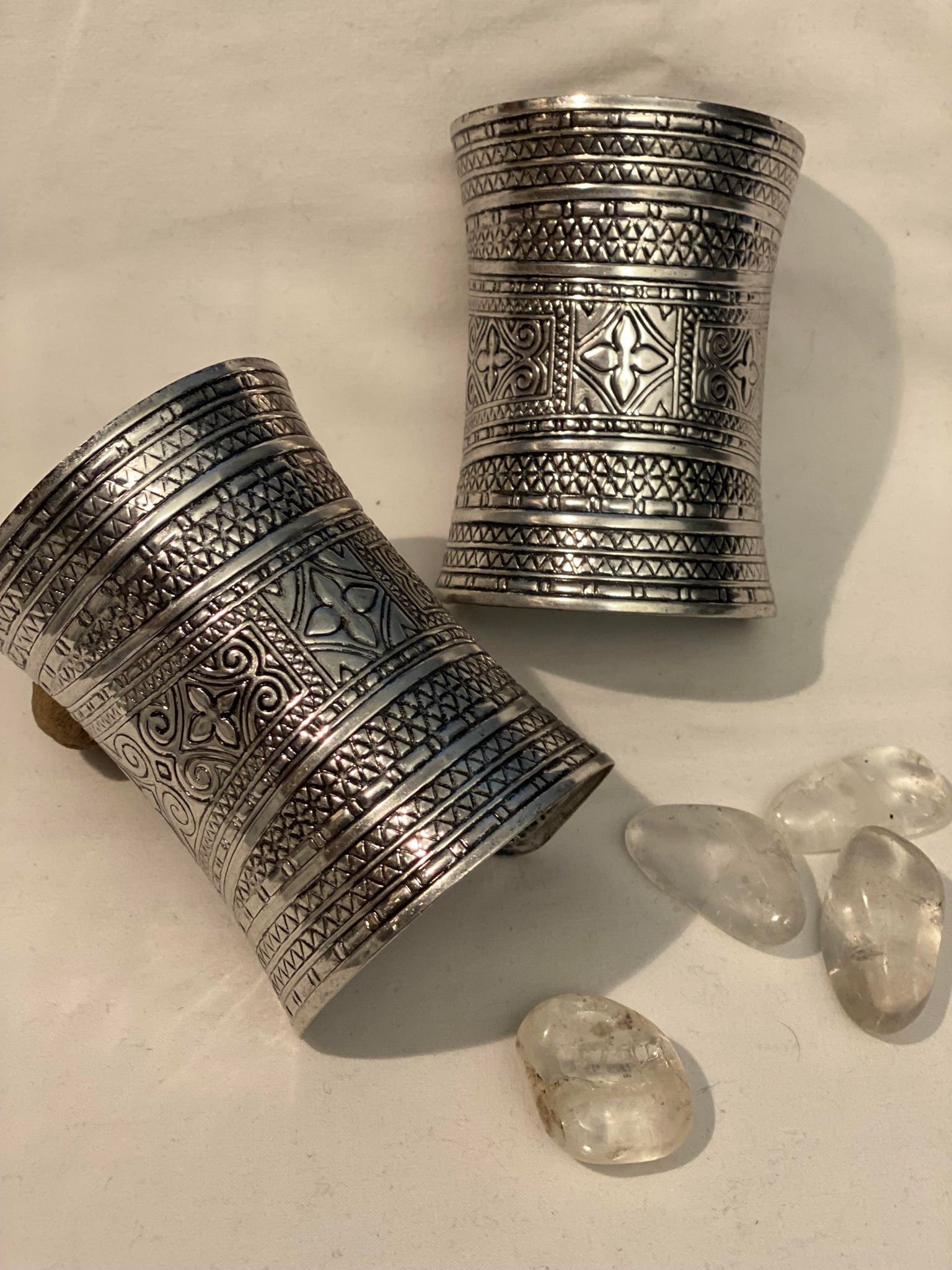 https://i.etsystatic.com/32990529/r/il/1a449e/5605224602/il_fullxfull.5605224602_kwtg.jpg