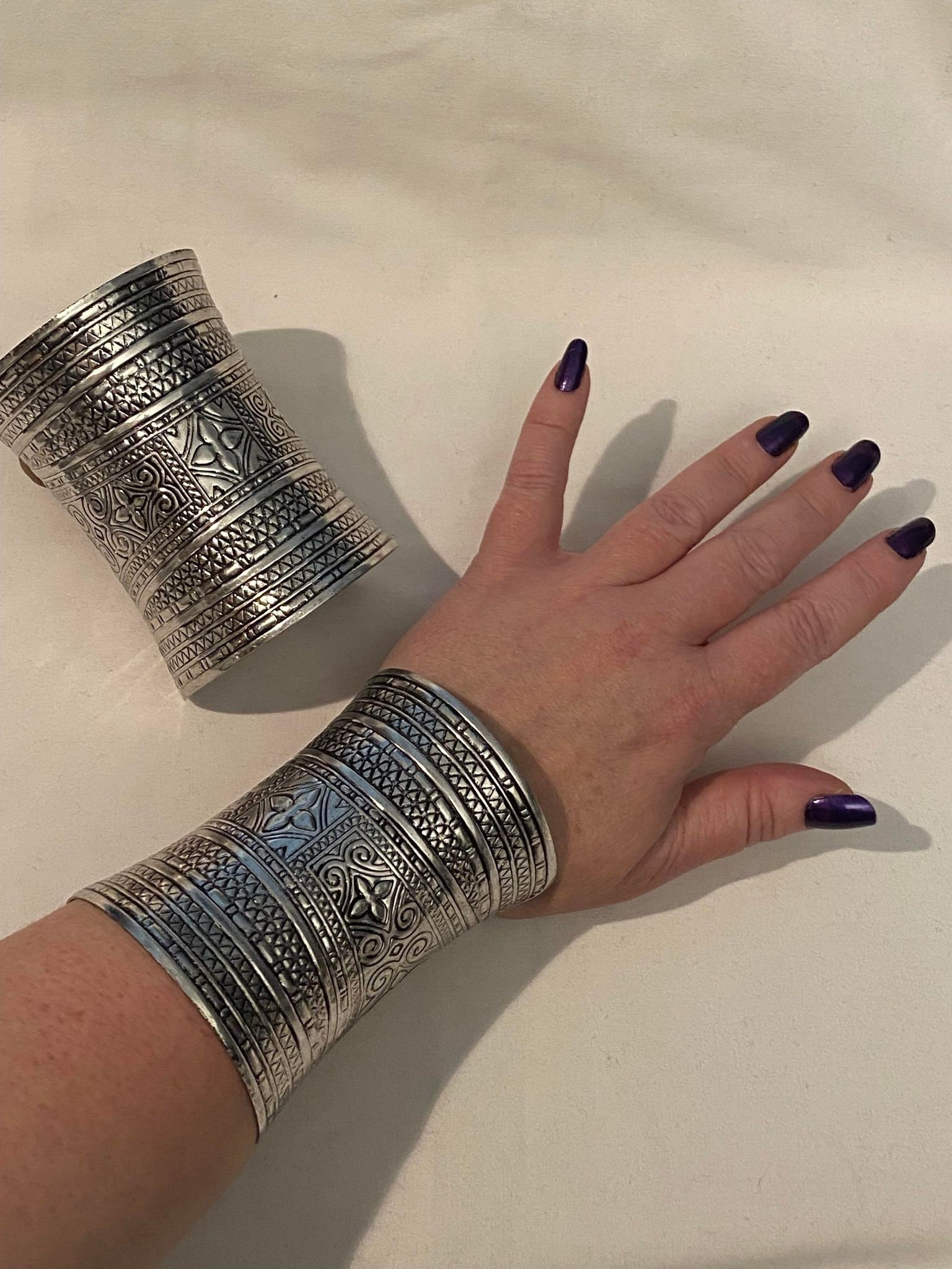 https://i.etsystatic.com/32990529/r/il/f67c1b/5653312135/il_fullxfull.5653312135_kxfj.jpg