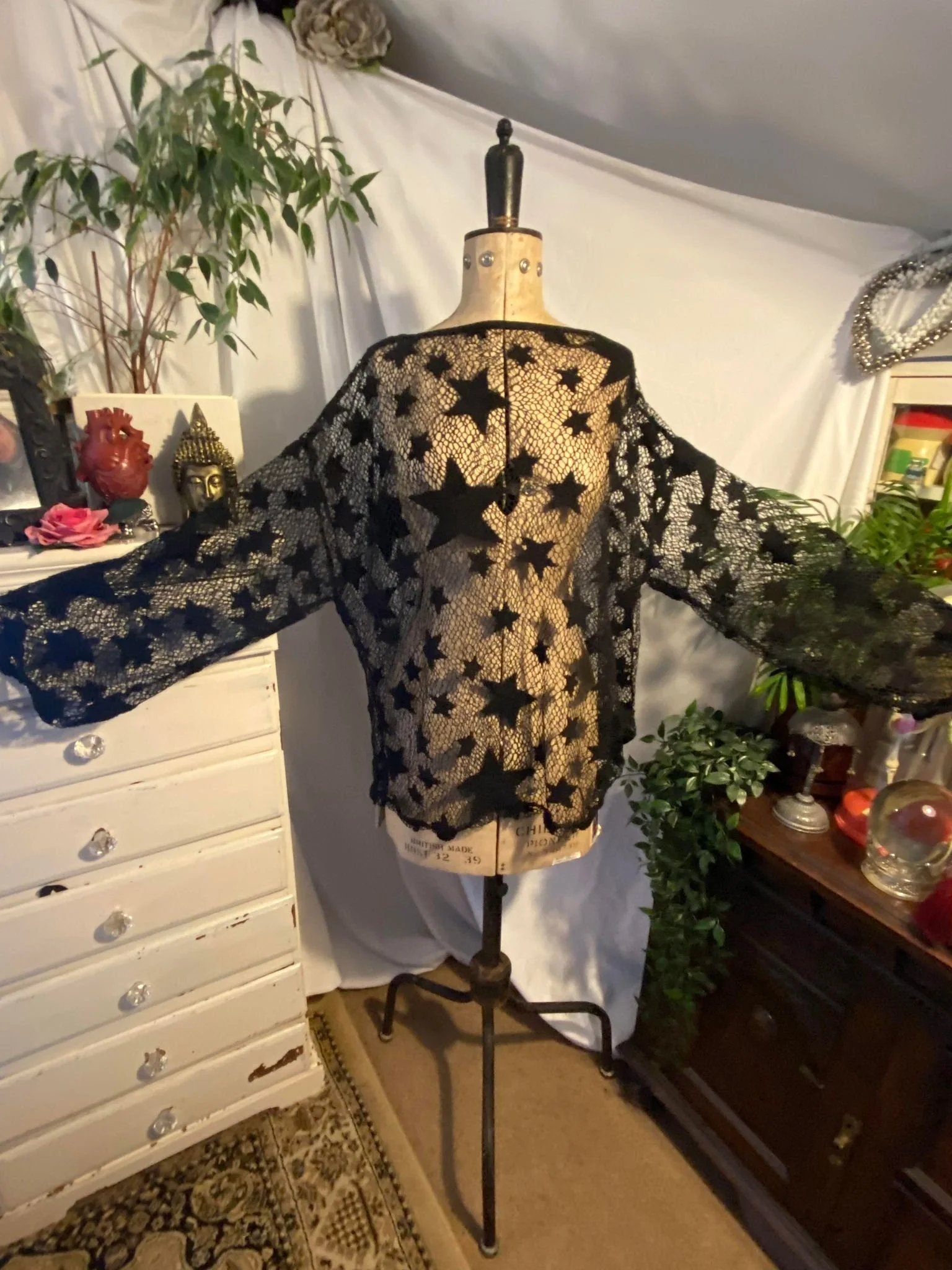 https://i.etsystatic.com/32990529/r/il/235b2b/5892635126/il_fullxfull.5892635126_ngwi.jpg