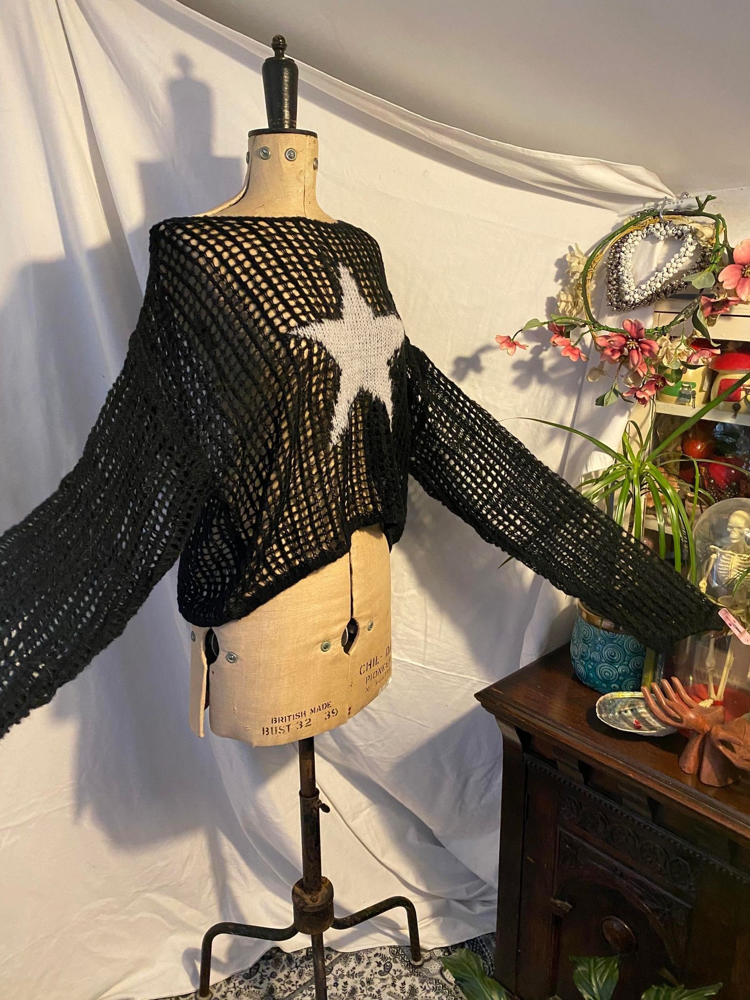 https://i.etsystatic.com/32990529/r/il/f1f00a/5152923613/il_fullxfull.5152923613_g2sn.jpg
