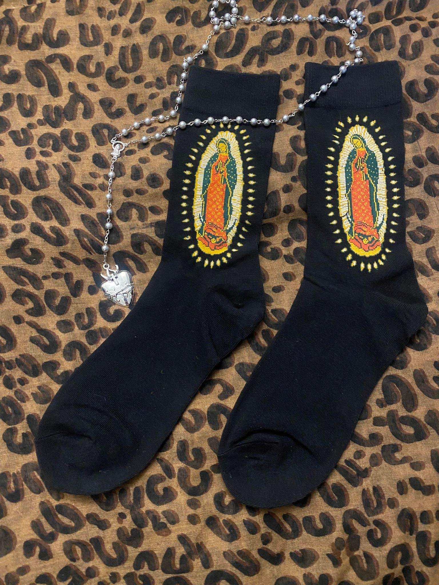 https://i.etsystatic.com/55124438/r/il/44706d/6384752807/il_fullxfull.6384752807_atus.jpg