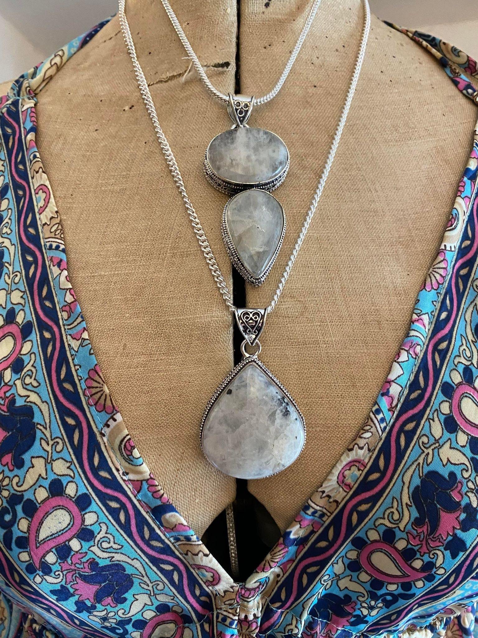 https://i.etsystatic.com/55124438/r/il/08549e/6384794499/il_fullxfull.6384794499_l6hg.jpg