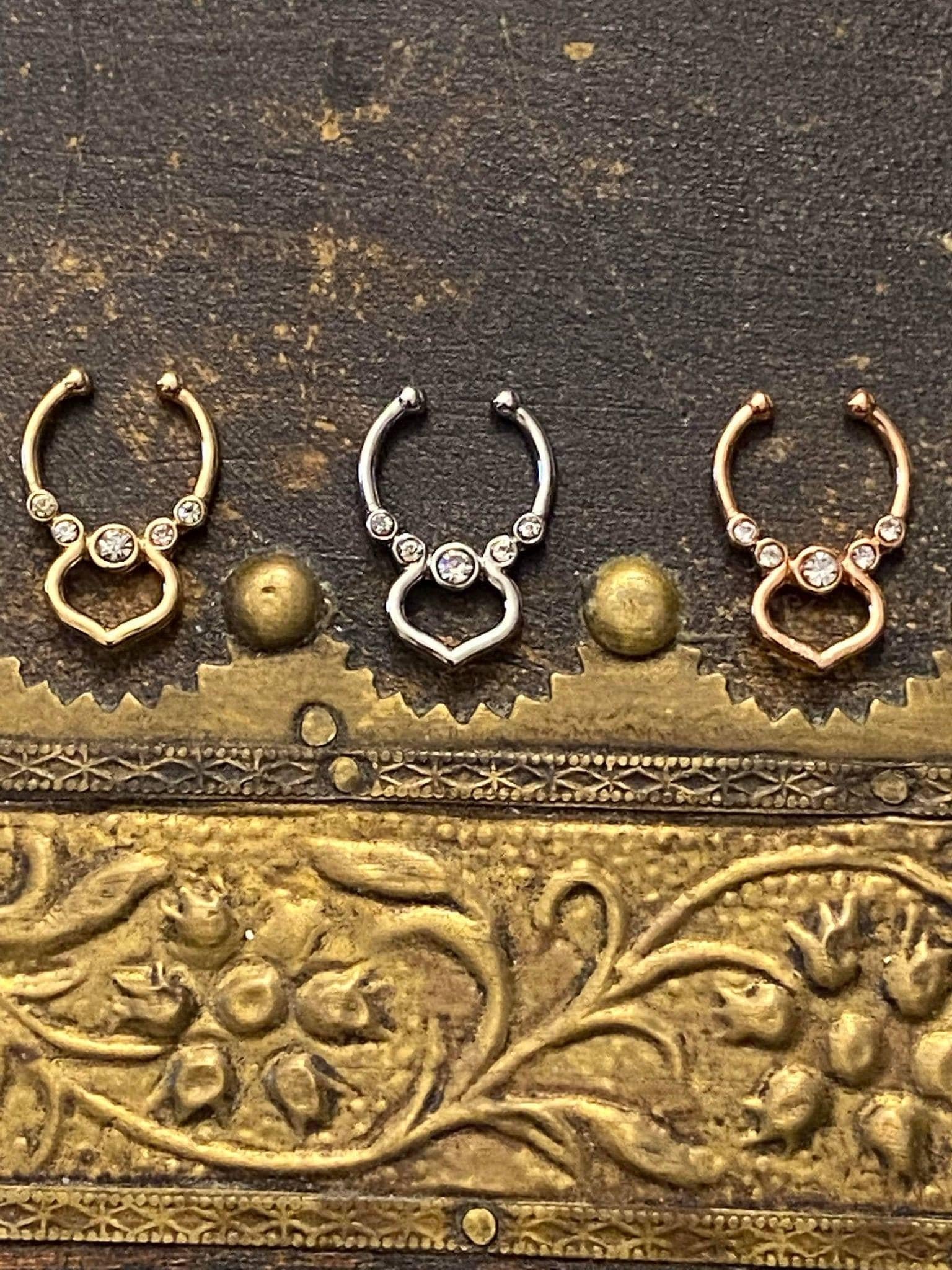 https://i.etsystatic.com/55124438/r/il/fe9e66/6336740528/il_fullxfull.6336740528_gg86.jpg