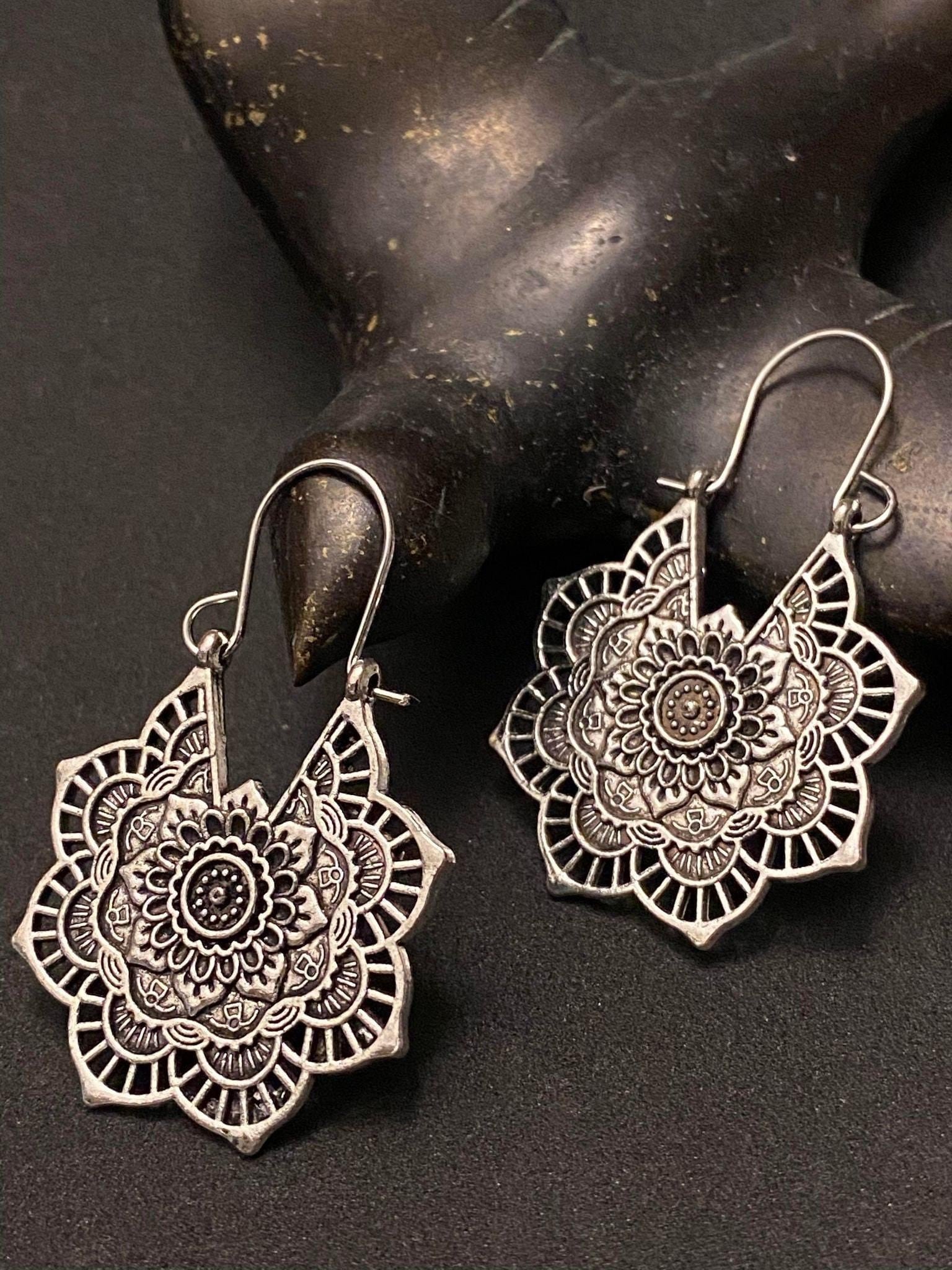 https://i.etsystatic.com/55124438/r/il/9e50b9/6336737650/il_fullxfull.6336737650_pja6.jpg