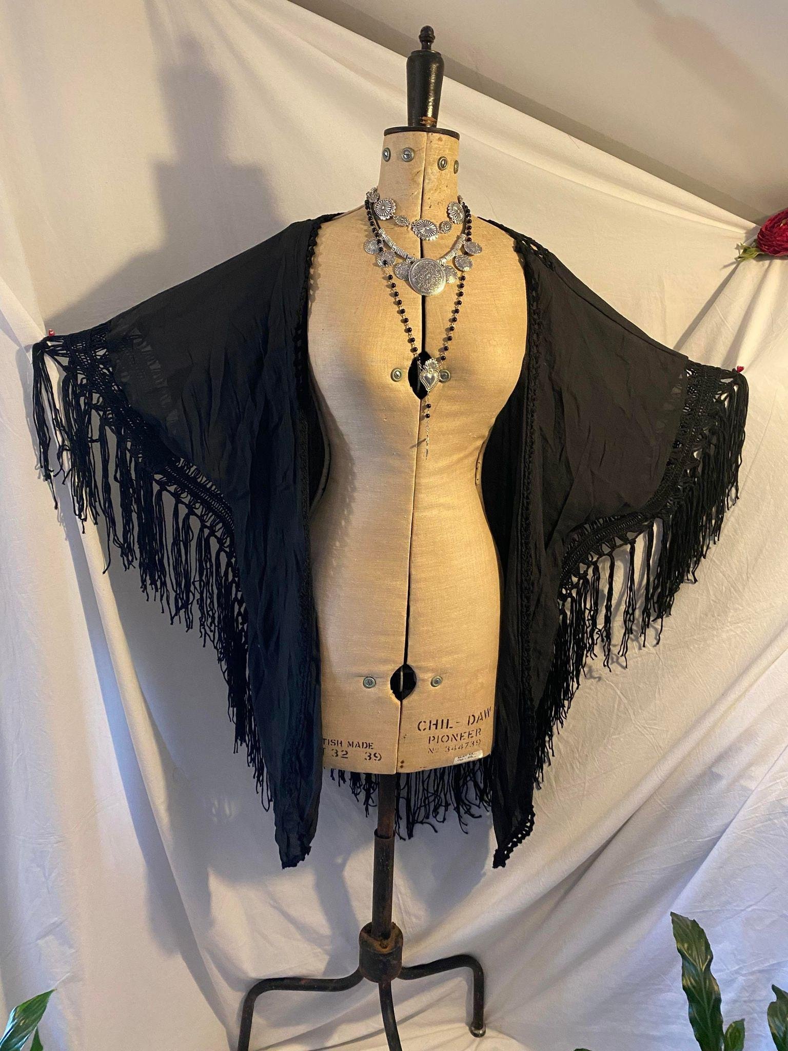 https://i.etsystatic.com/55124438/r/il/5e03e6/6384779641/il_fullxfull.6384779641_k7lv.jpg
