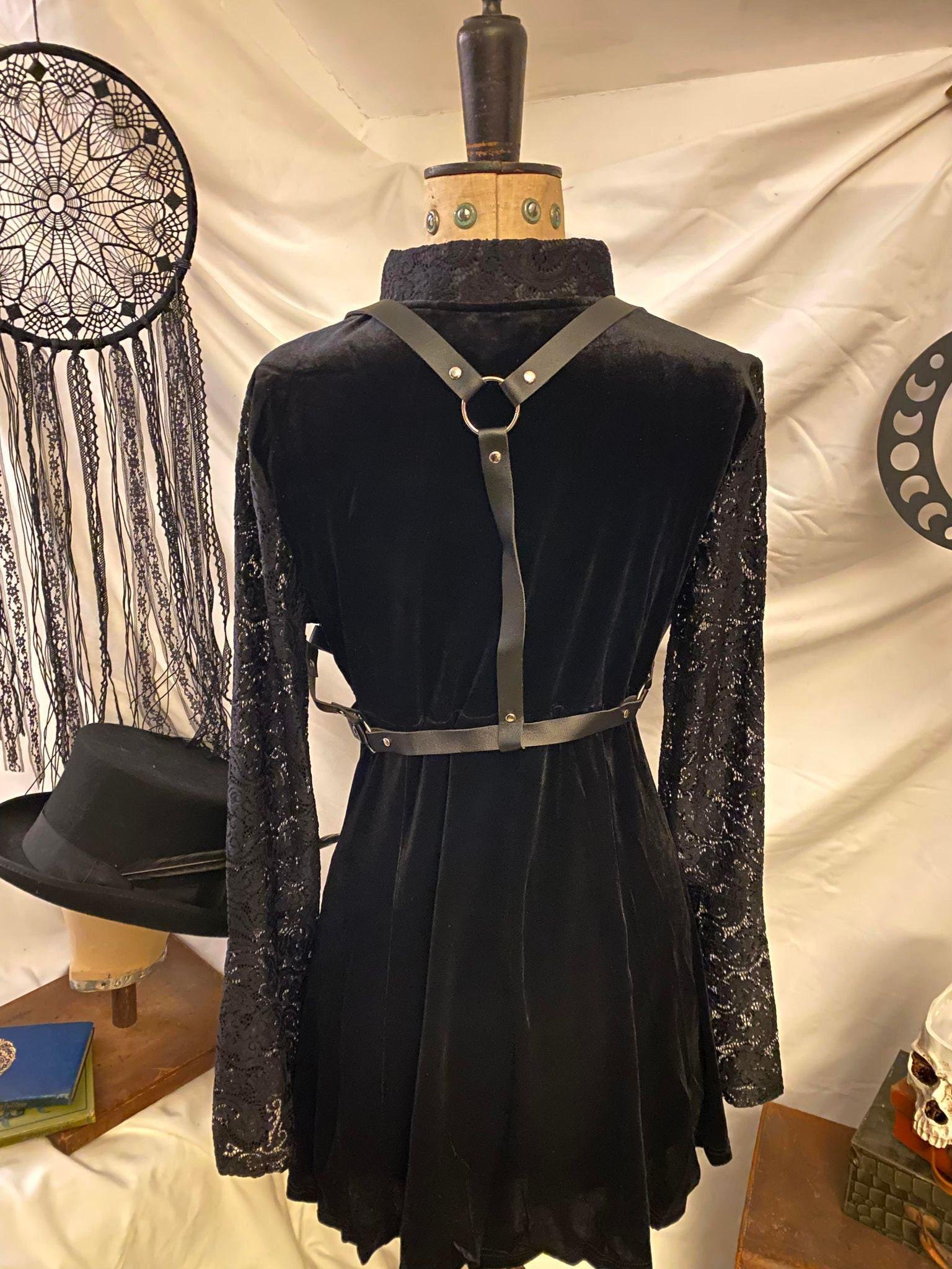 https://i.etsystatic.com/55124438/r/il/3170a7/6384917857/il_fullxfull.6384917857_sj5j.jpg