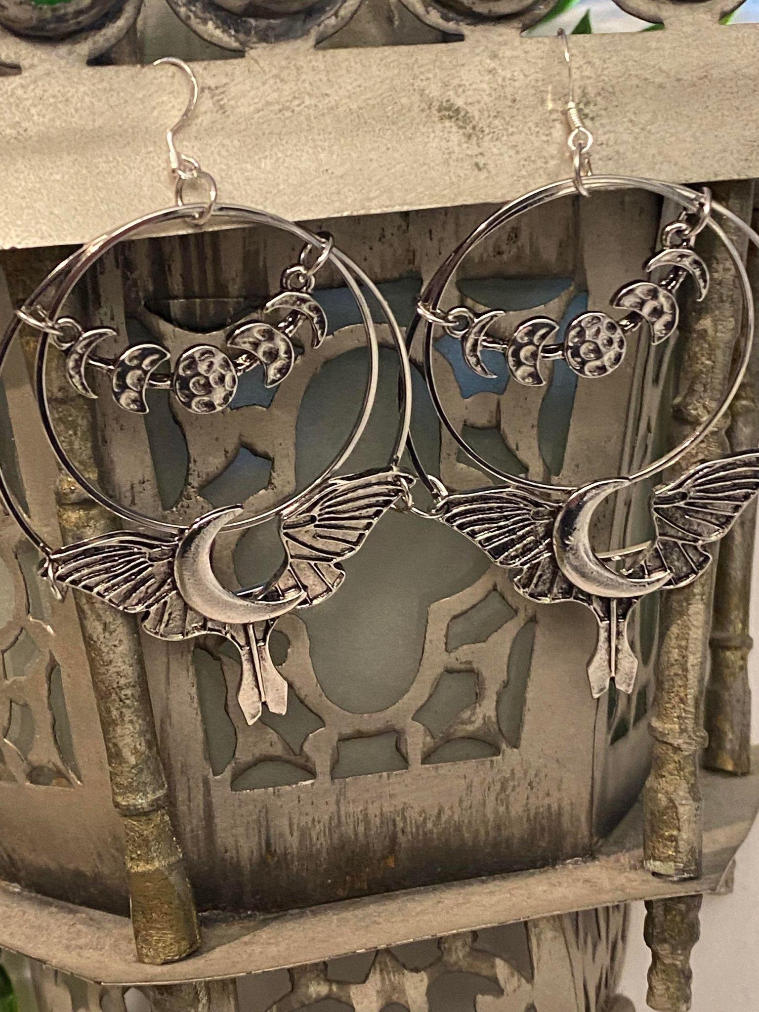 https://i.etsystatic.com/55124438/r/il/3737fd/6384784217/il_fullxfull.6384784217_o42m.jpg
