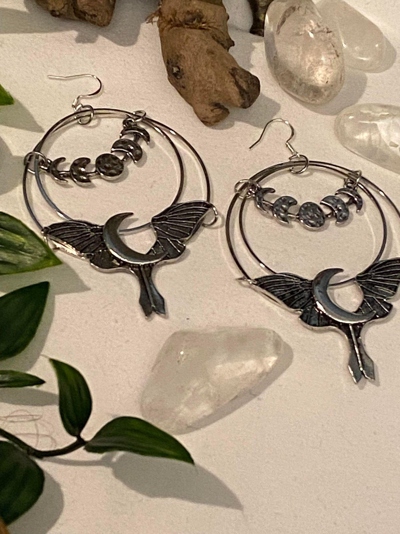 https://i.etsystatic.com/55124438/r/il/167cd4/6336719026/il_fullxfull.6336719026_3k9n.jpg