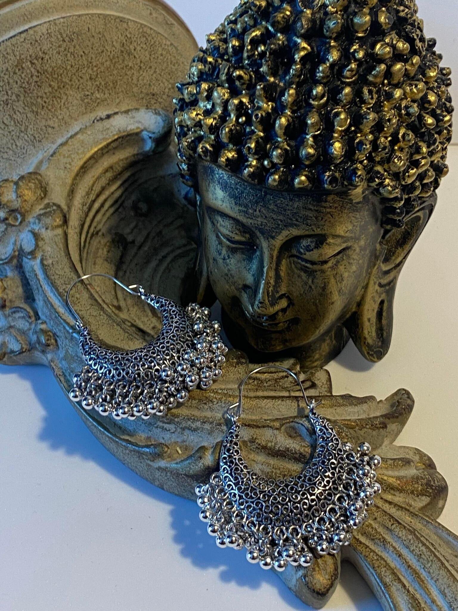 https://i.etsystatic.com/55124438/r/il/ba8797/6384911969/il_fullxfull.6384911969_o2vw.jpg