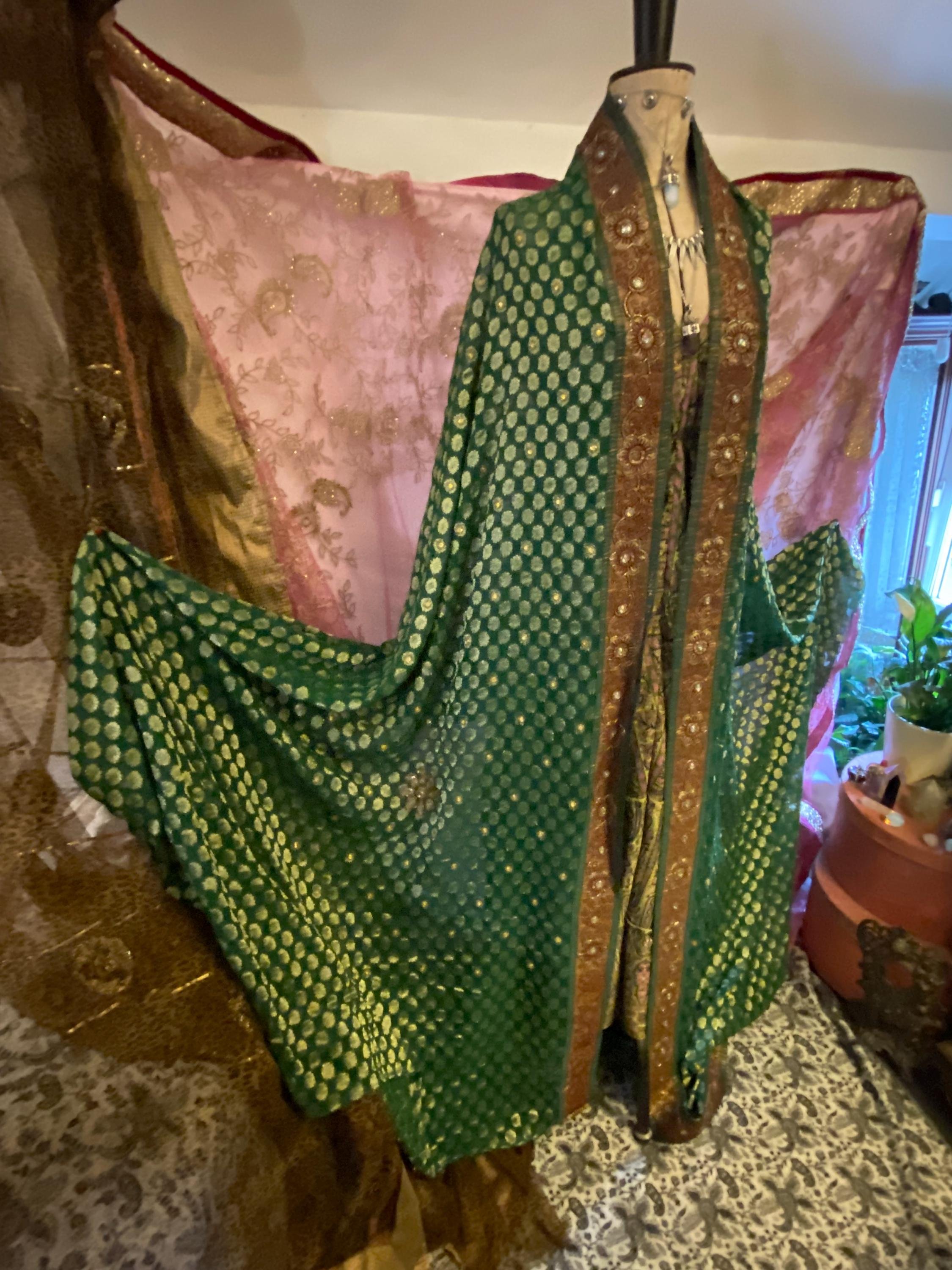 https://i.etsystatic.com/55124438/r/il/dfd242/6336849464/il_fullxfull.6336849464_liaw.jpg
