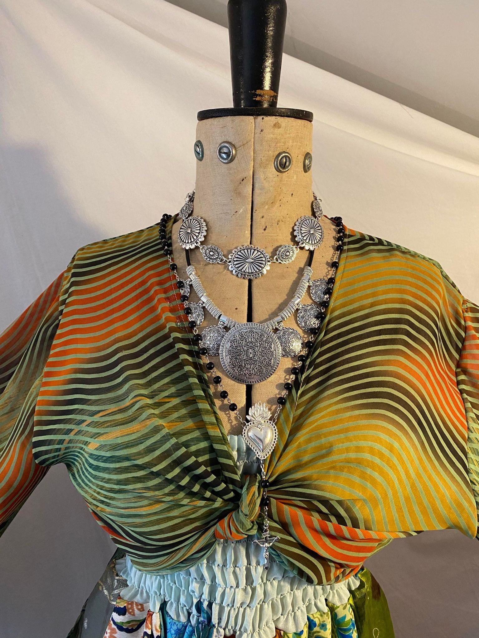 https://i.etsystatic.com/55124438/r/il/f032d6/6384781555/il_fullxfull.6384781555_iqun.jpg