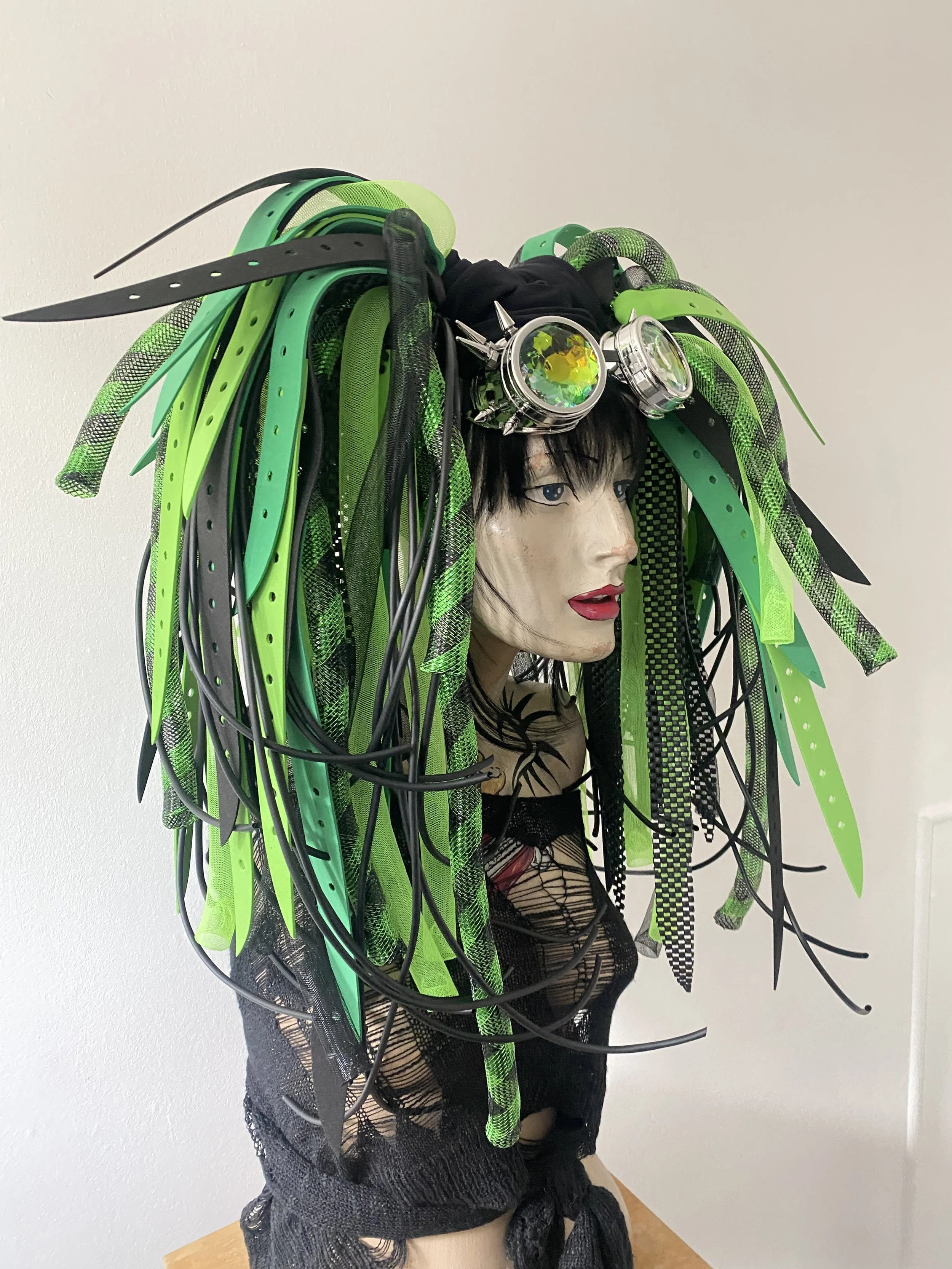 High glow UV cyberlox & rubber Android hair falls