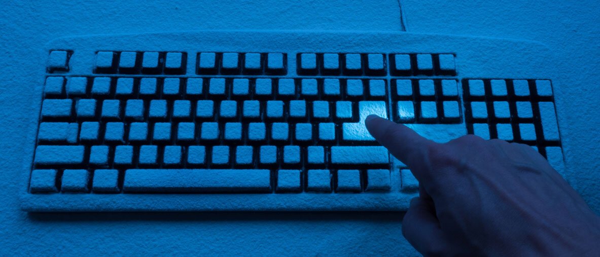 Former FBI Agent Sentenced to 4 Years in Prison for Document Leak, Attorneys Defend as ‘Patriot’