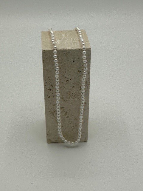 Mini chocker pearls