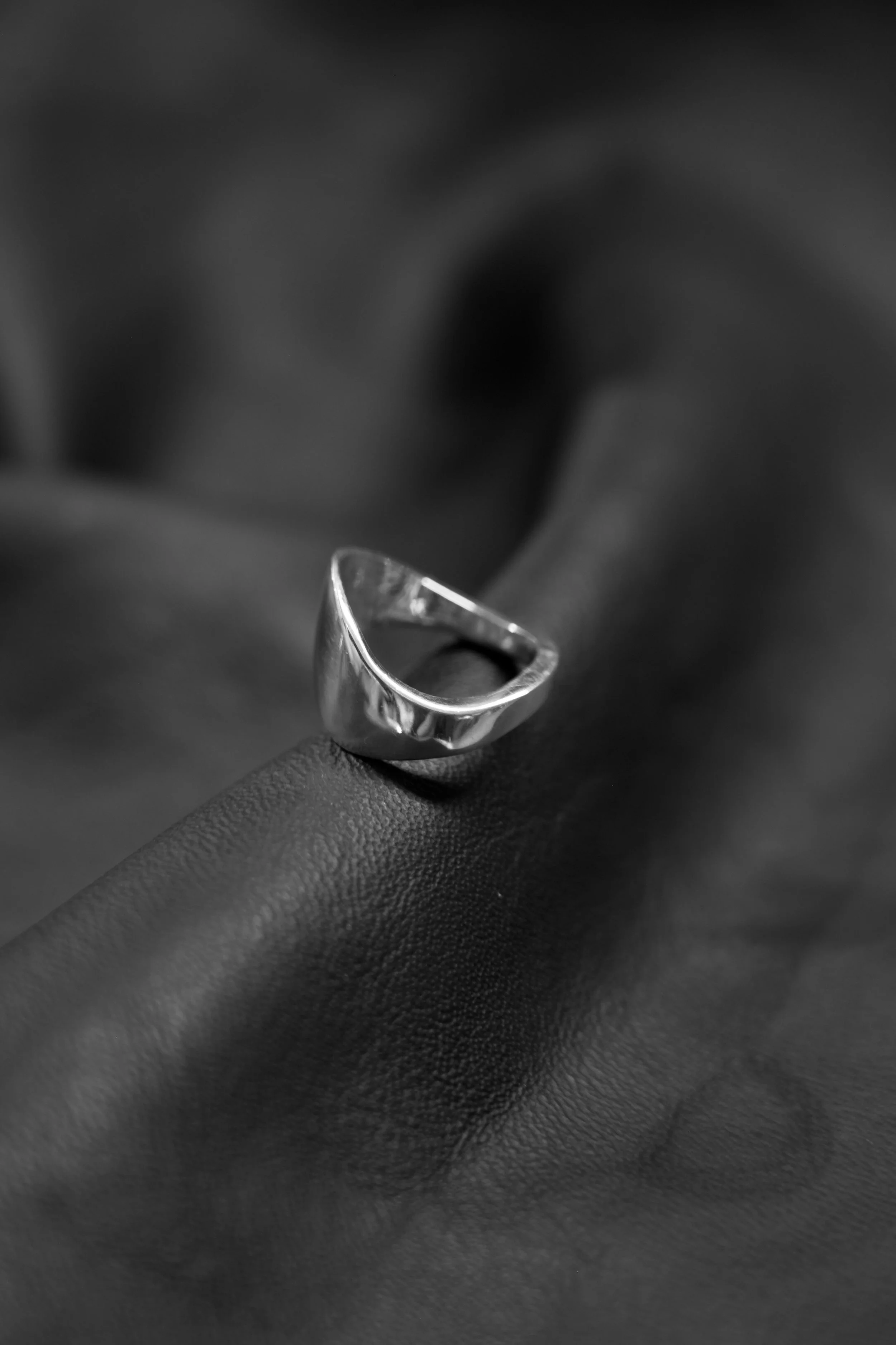 Bague AG – Hand-forged silver ring – Size 55