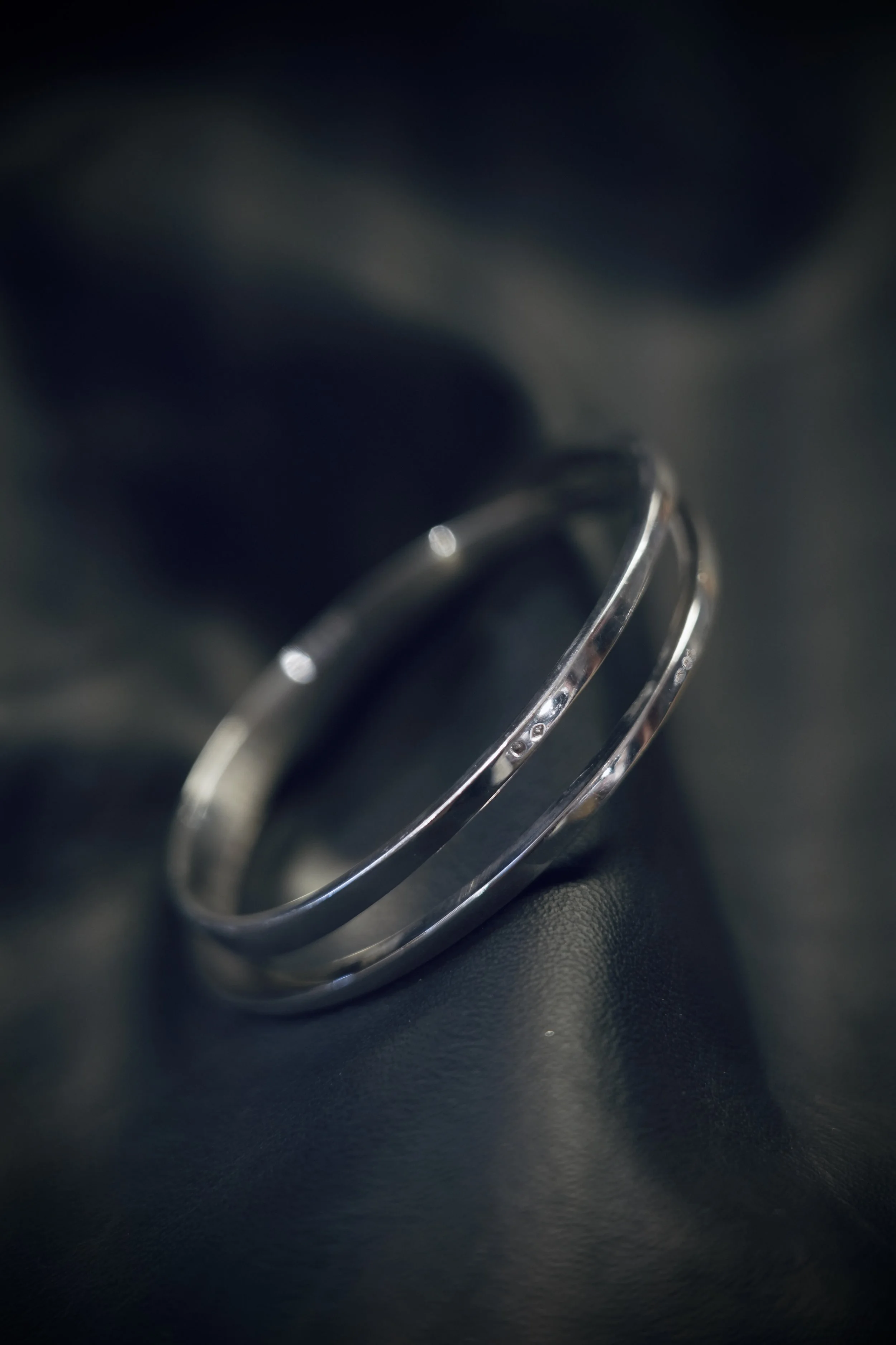 Bracelet "double croisé" AG – Hand-forged silver bracelet