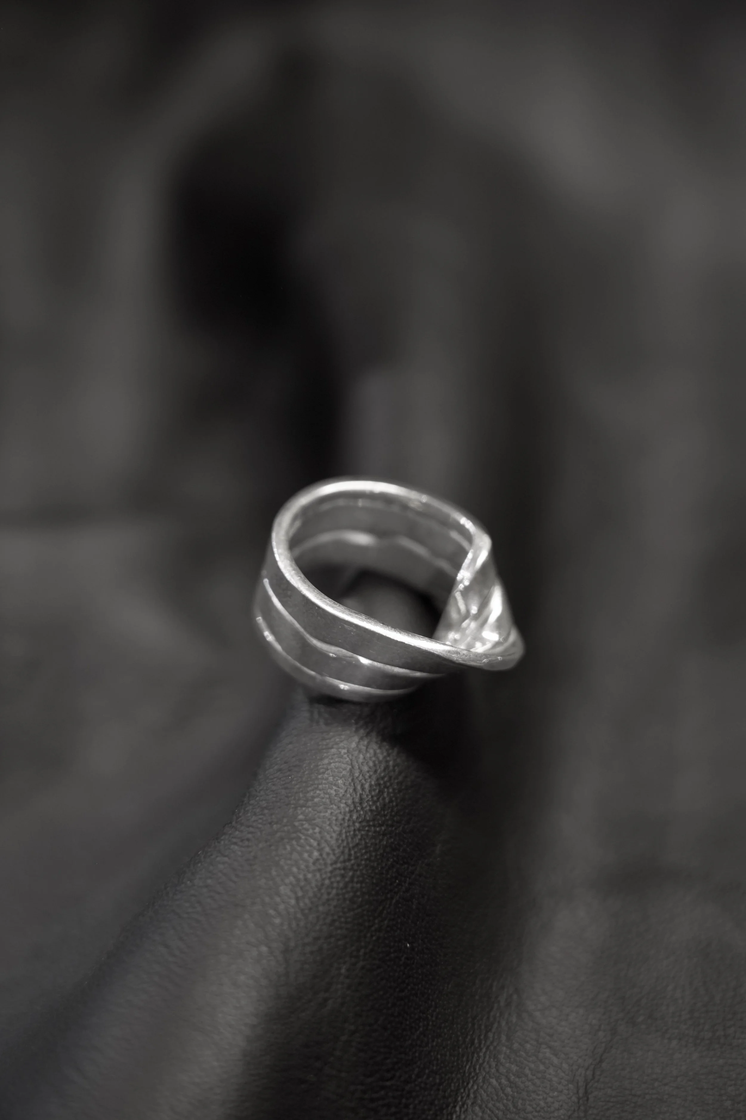 Bague AG – Hand-forged silver ring – Size 55