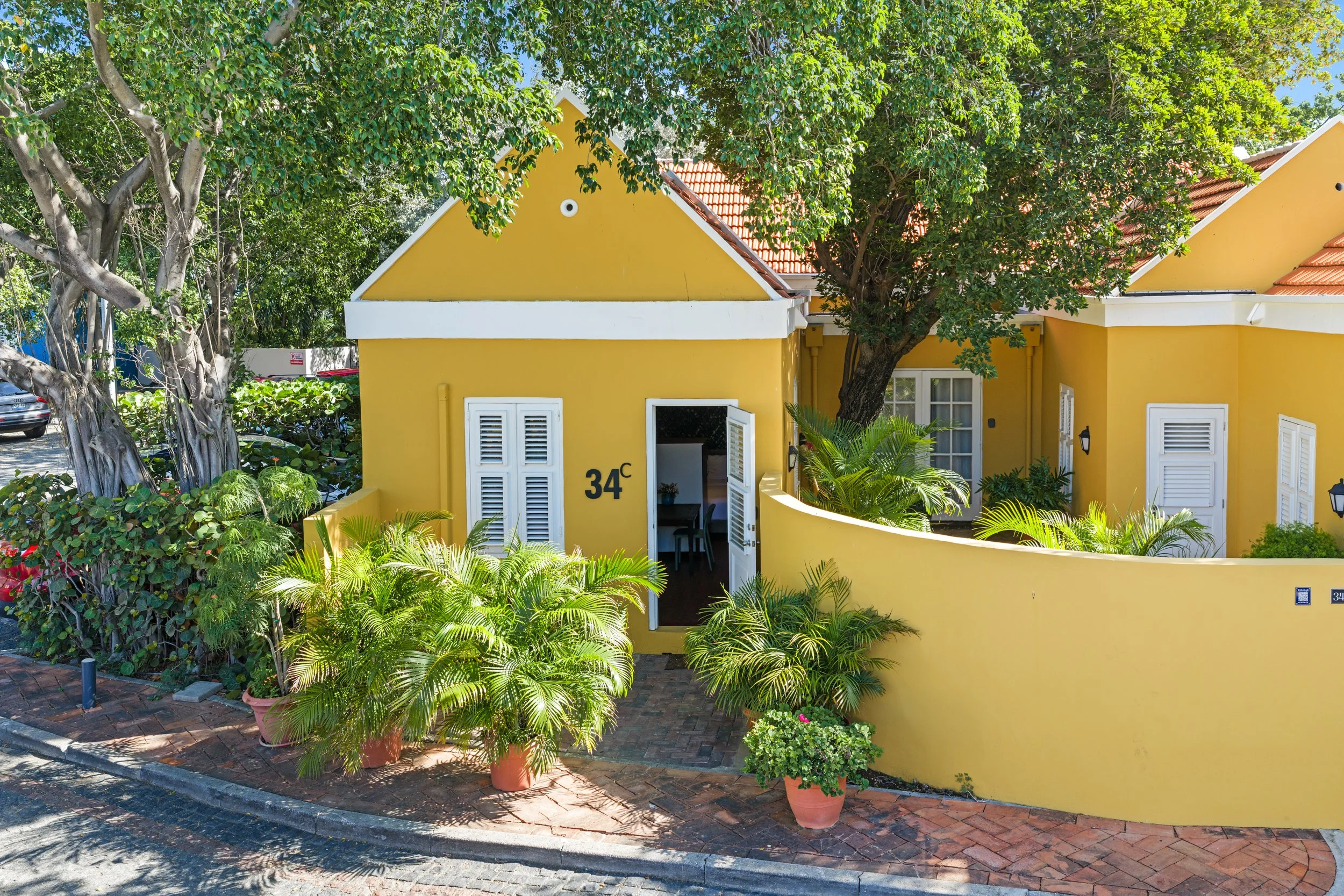Studio Kura Hulanda Village