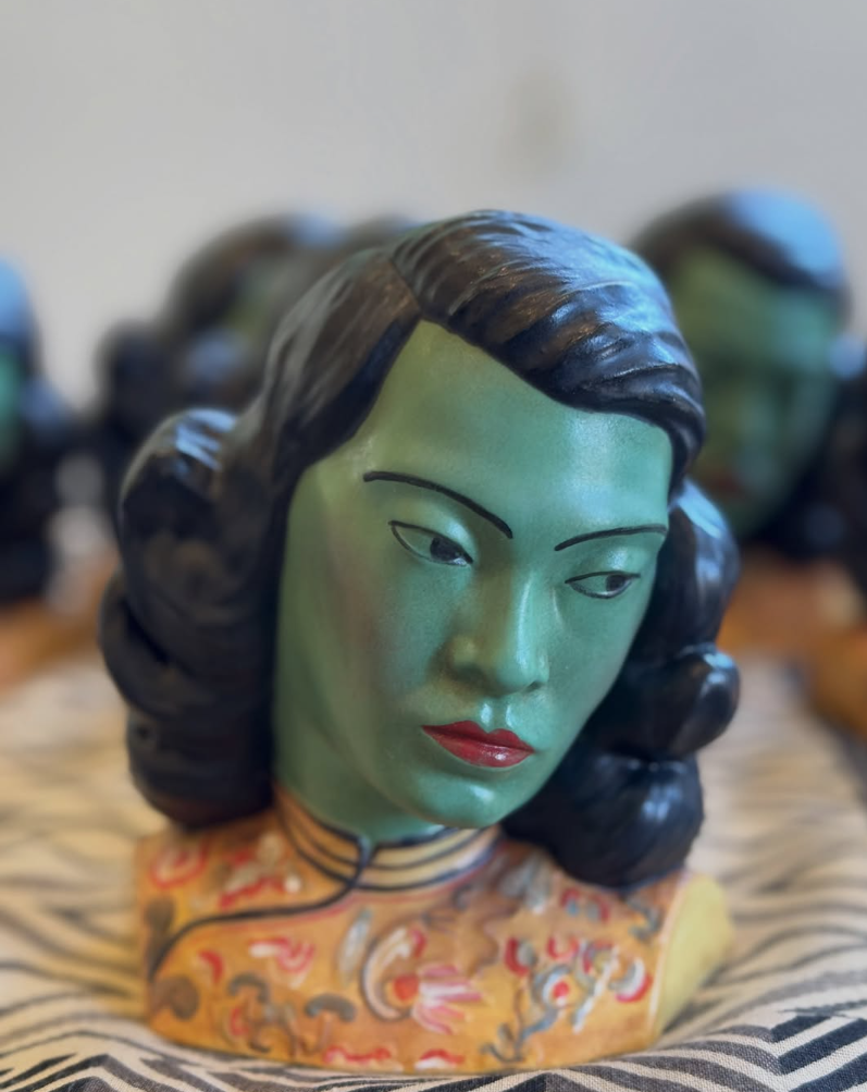 blue_lady1.png