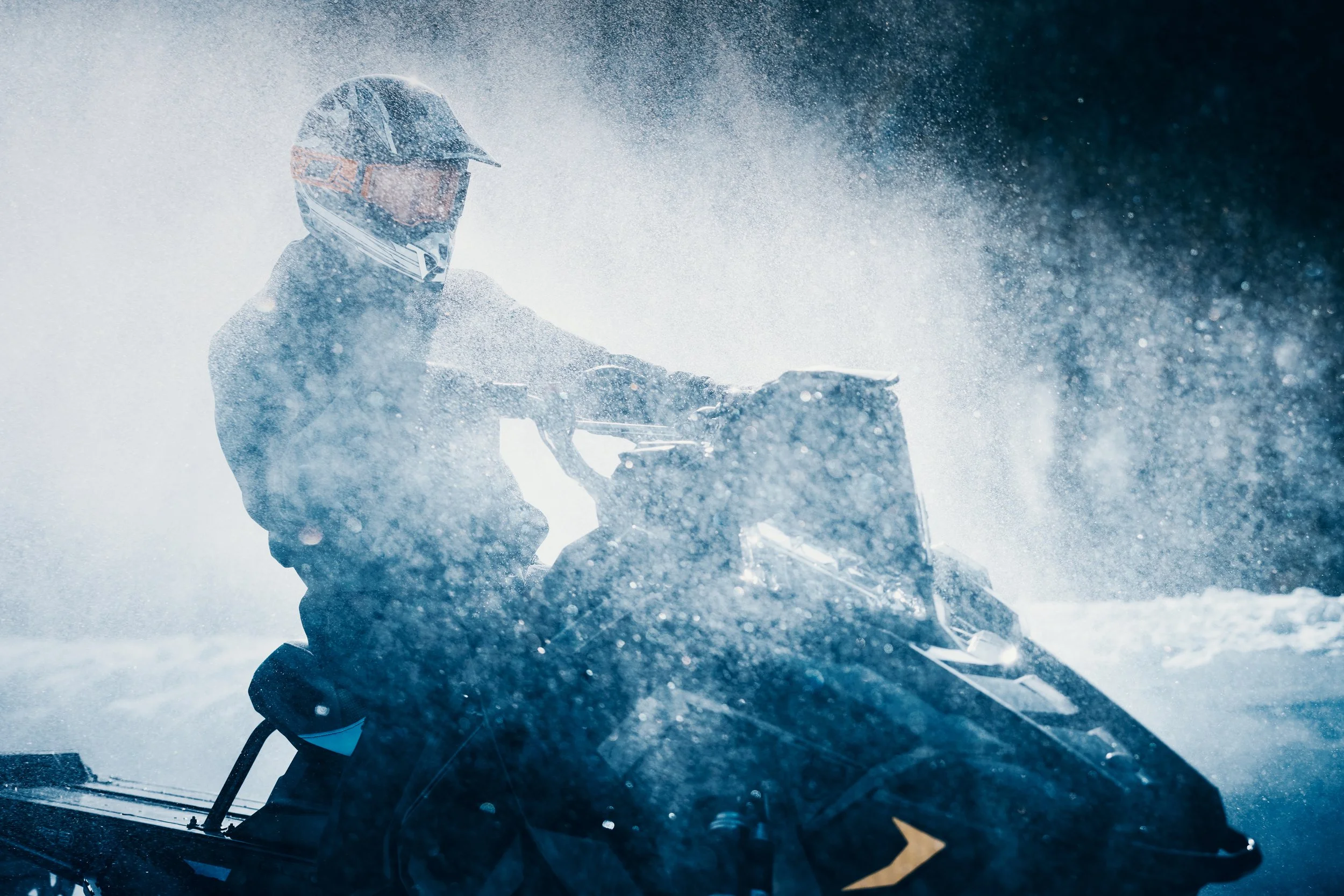 1500 Laramie Night Edition (Flame Red)_Lifestyle_R5_ 855.jpg