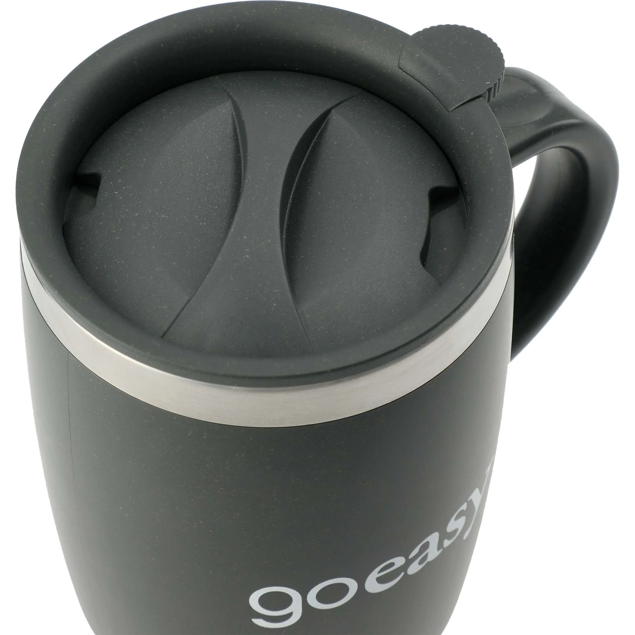 Close-up of the Dagon Mug with lid secured, highlighting spill-resistant design