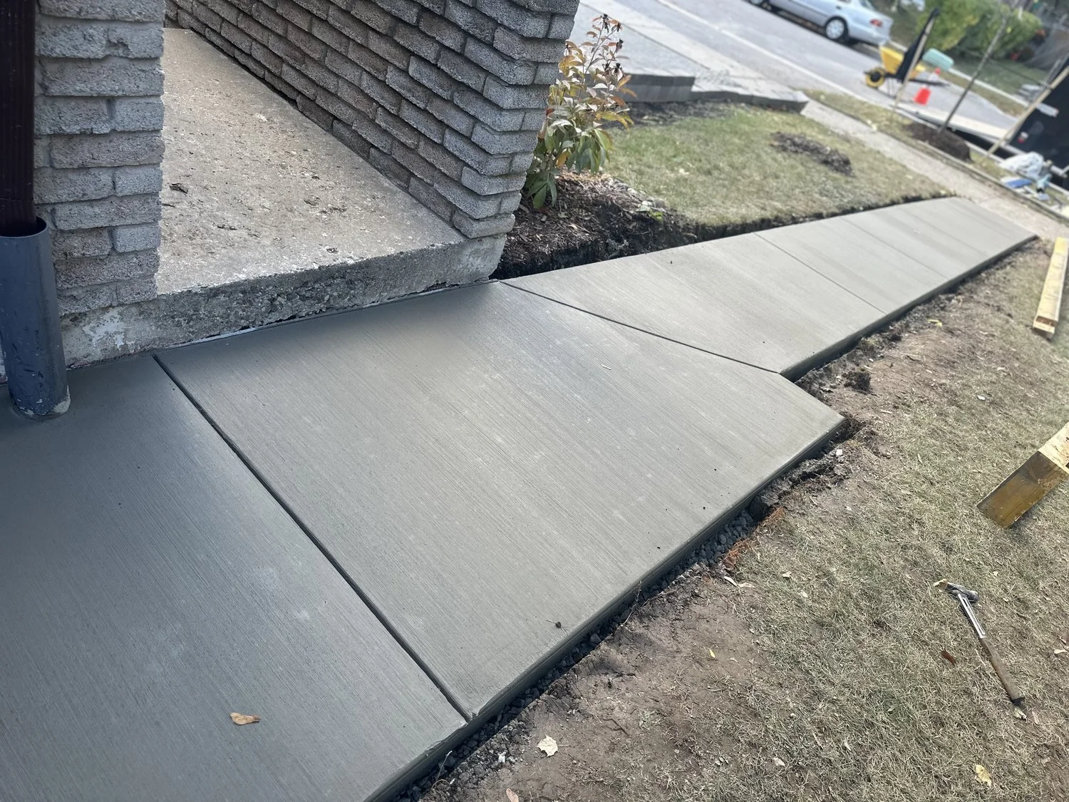 Concrete Walkway Installation Services Markham
