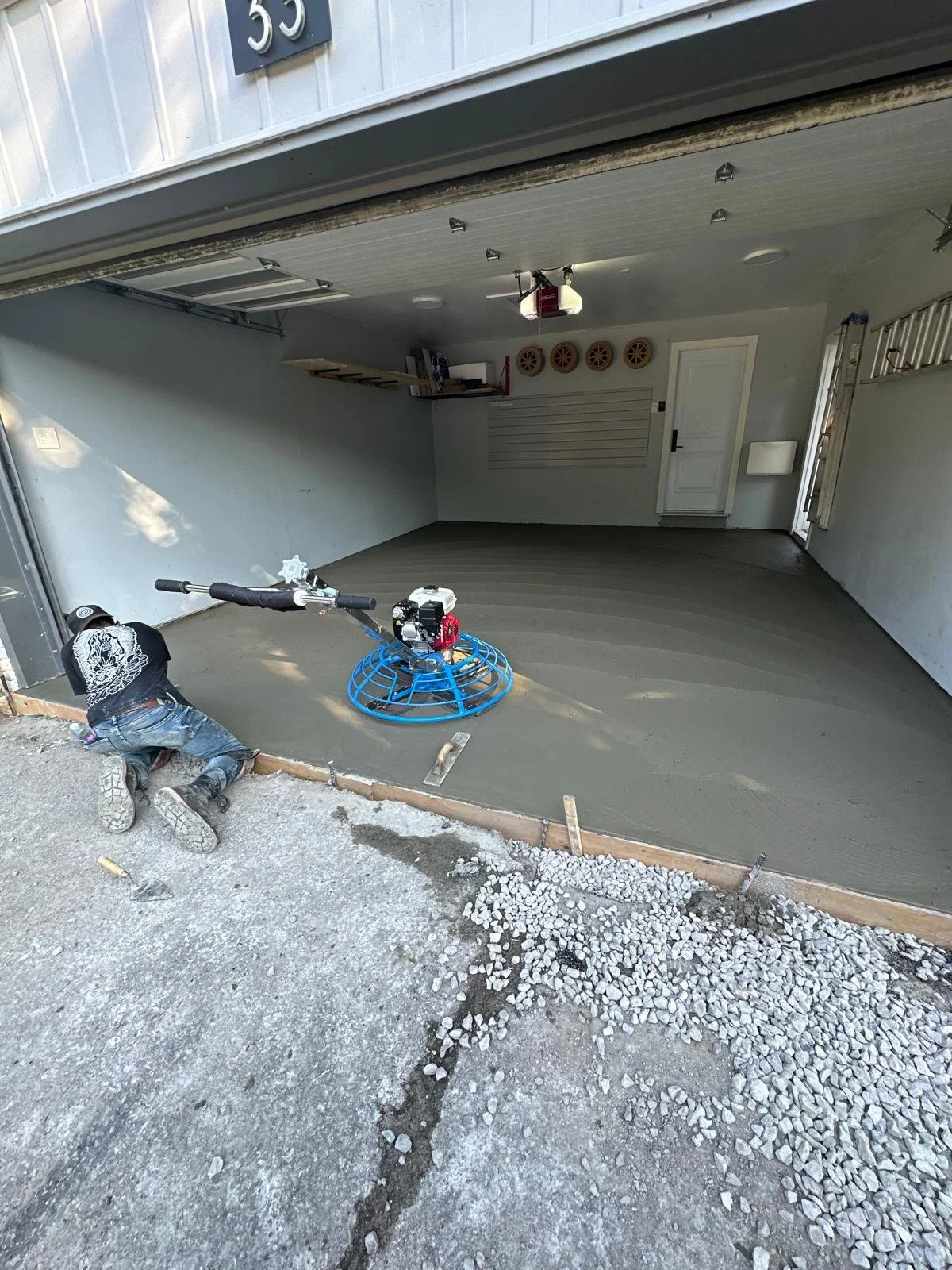 Garage Floor Installation Project in Vaughan