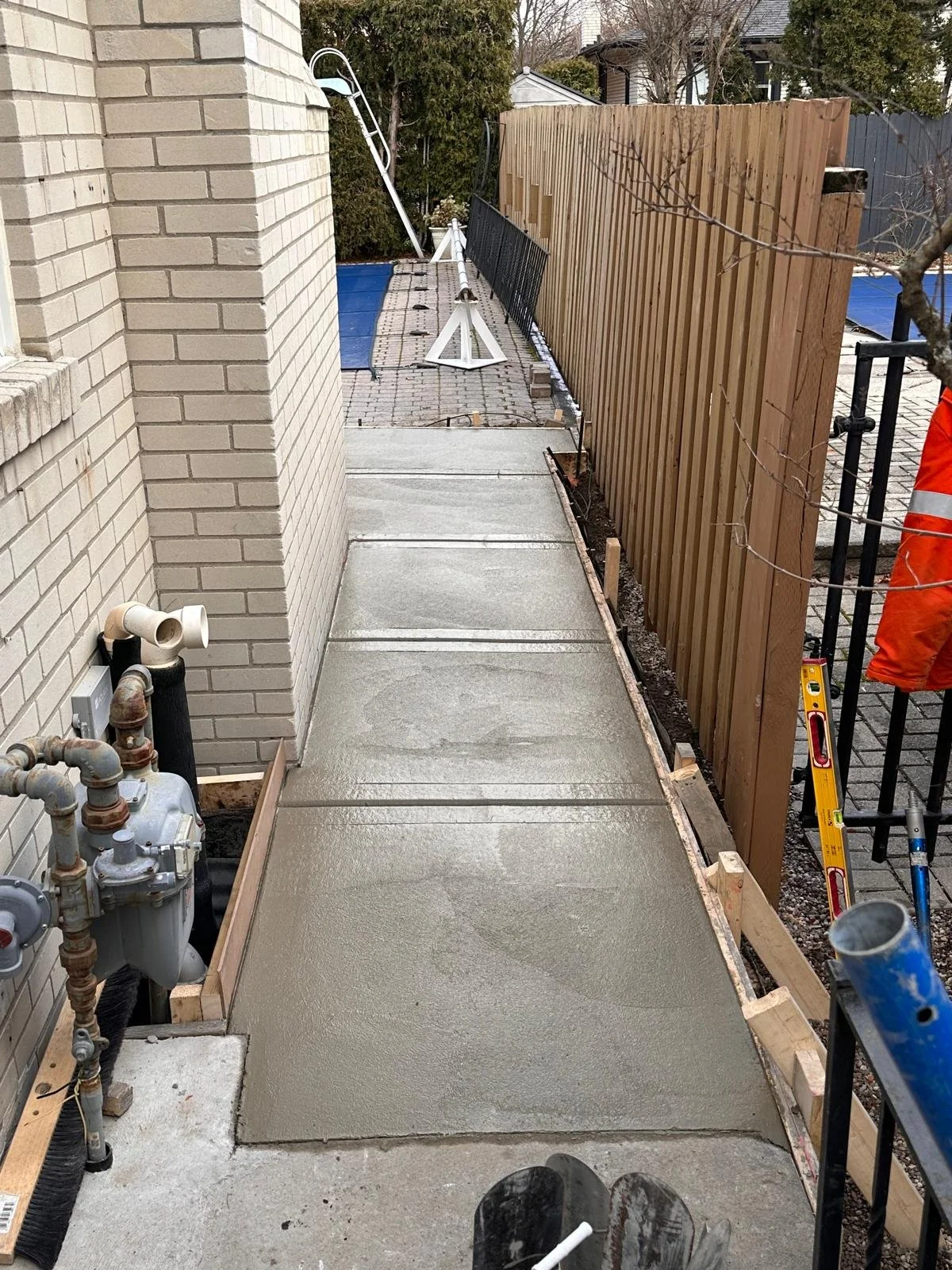 Concrete Sidewalk Installation in Richmond Hill.jpeg