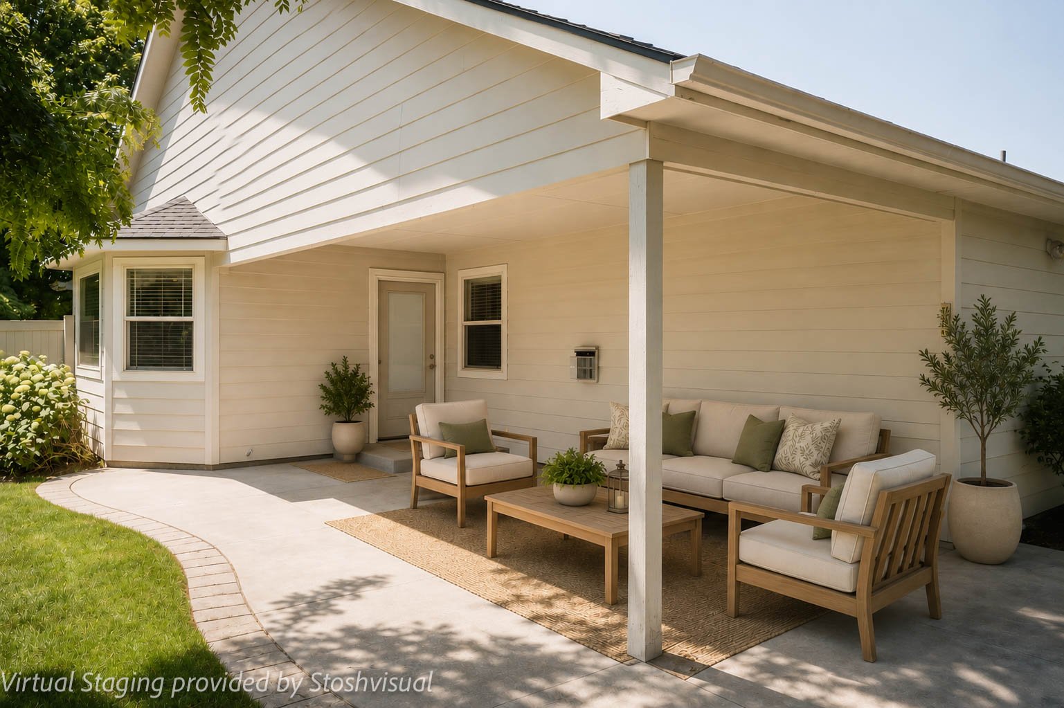 Back Patio.jpg