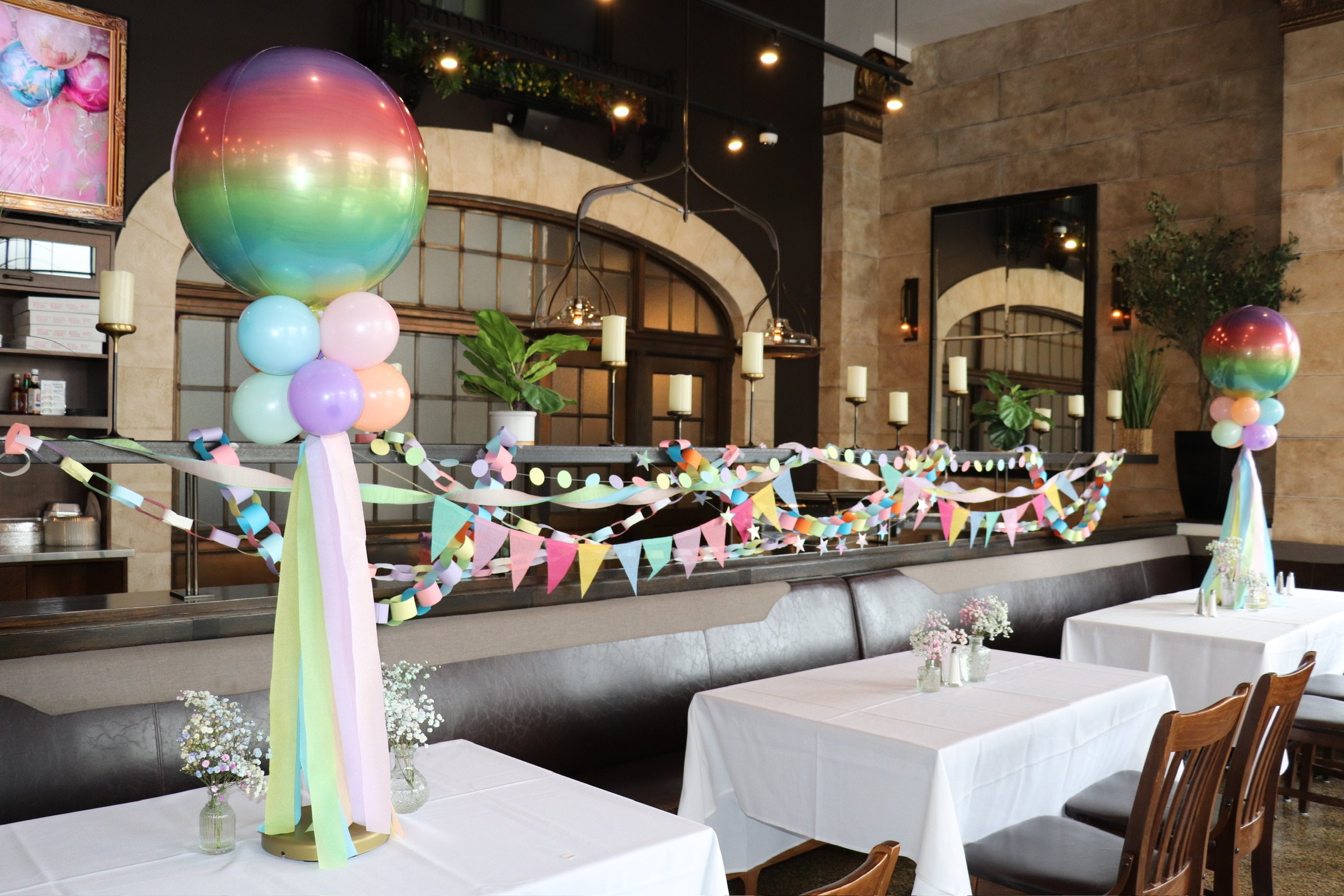 balloon centerpieces.JPG