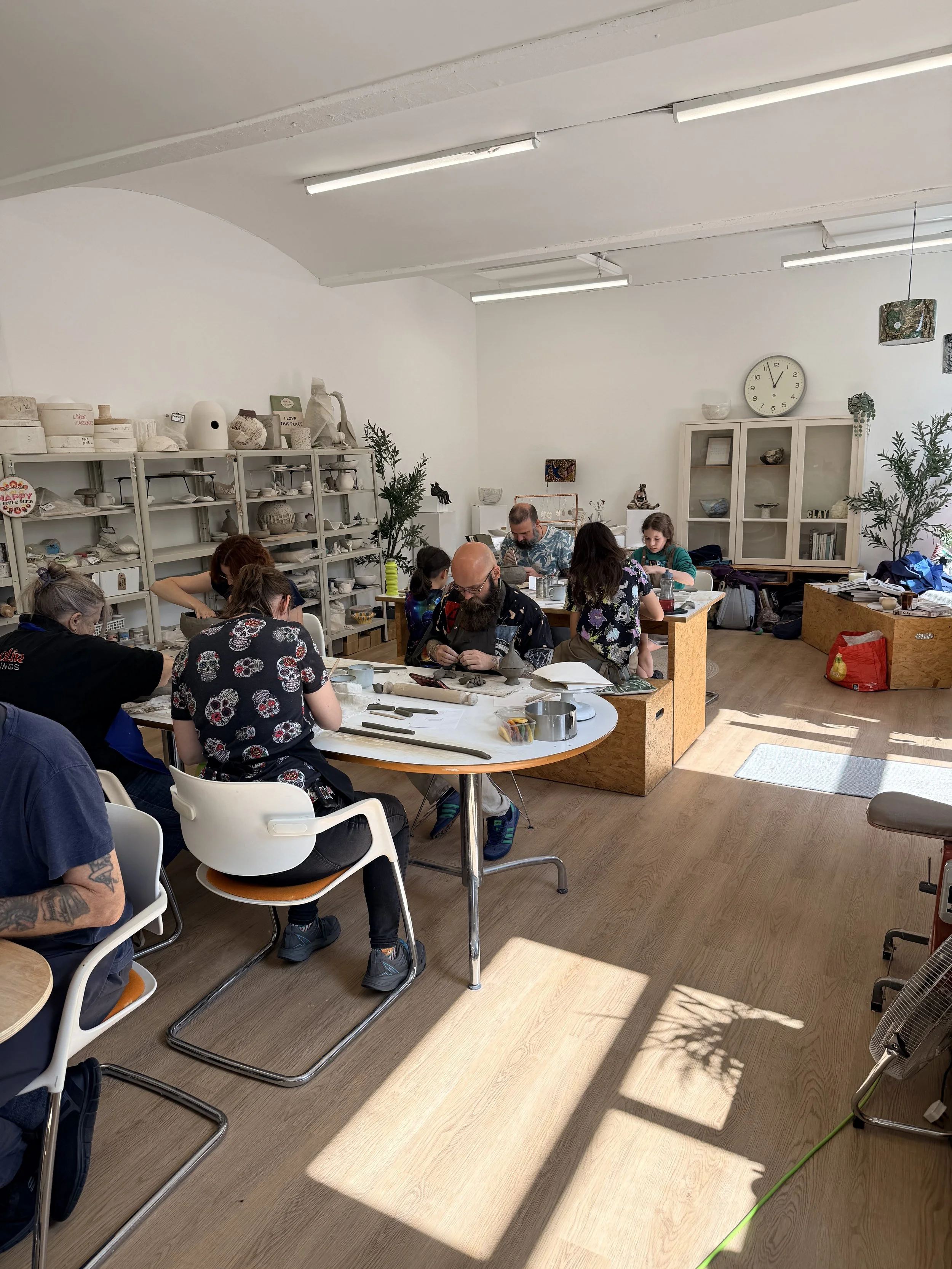 SHELLEY WOOD - ARTIST & CERAMIC WORKSHOP STUDIO