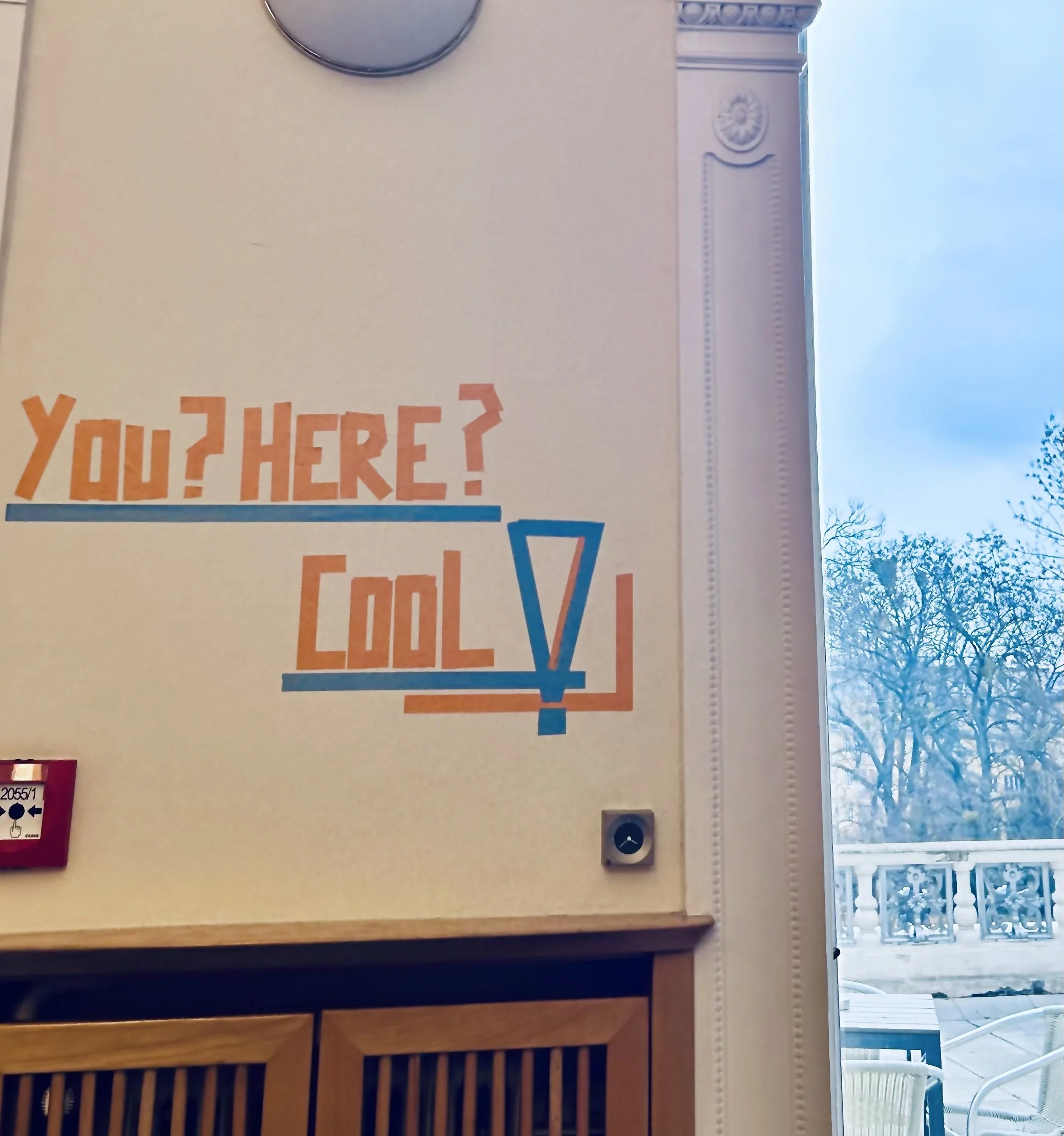 Zusammenarbeit im Spannungsfeld: Ein erster gemeinsamer Schritt unter Druck