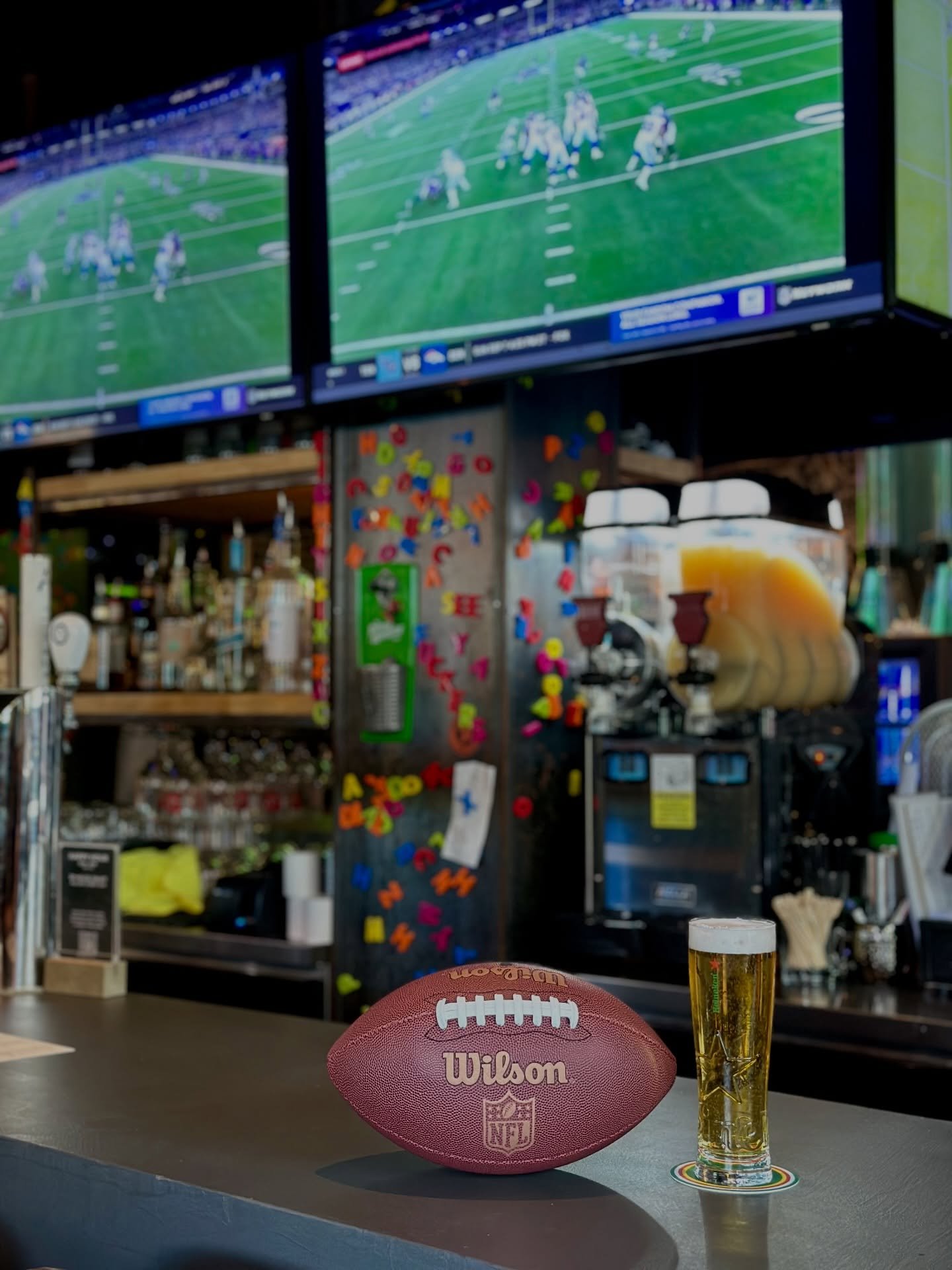 Thanksgiving Day Football is coming up and we&rsquo;re geared up for a good time! 🏈

Come down on Thursday the 27th and get involved in our gift card giveaway! 

After each game, we&rsquo;ll be doing raffle draws to give out @scoreonqueen gift cards