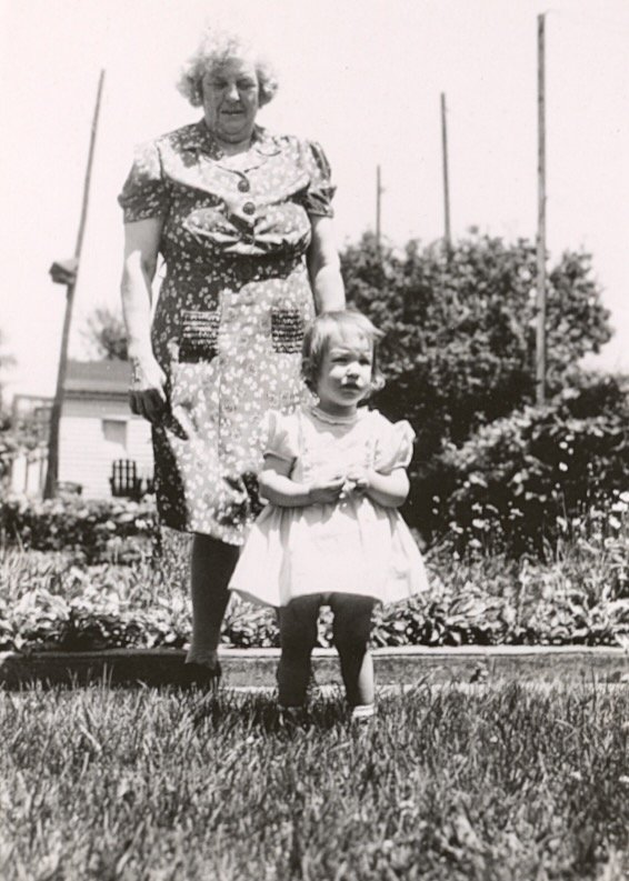 Libby and her grandaughter Alice in the garden, 1946