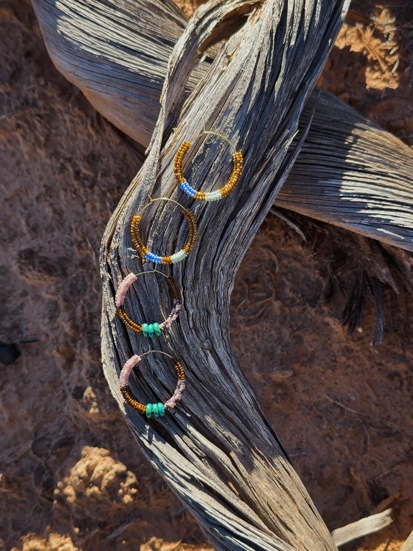 woven hoops in that morning desert light 🤩