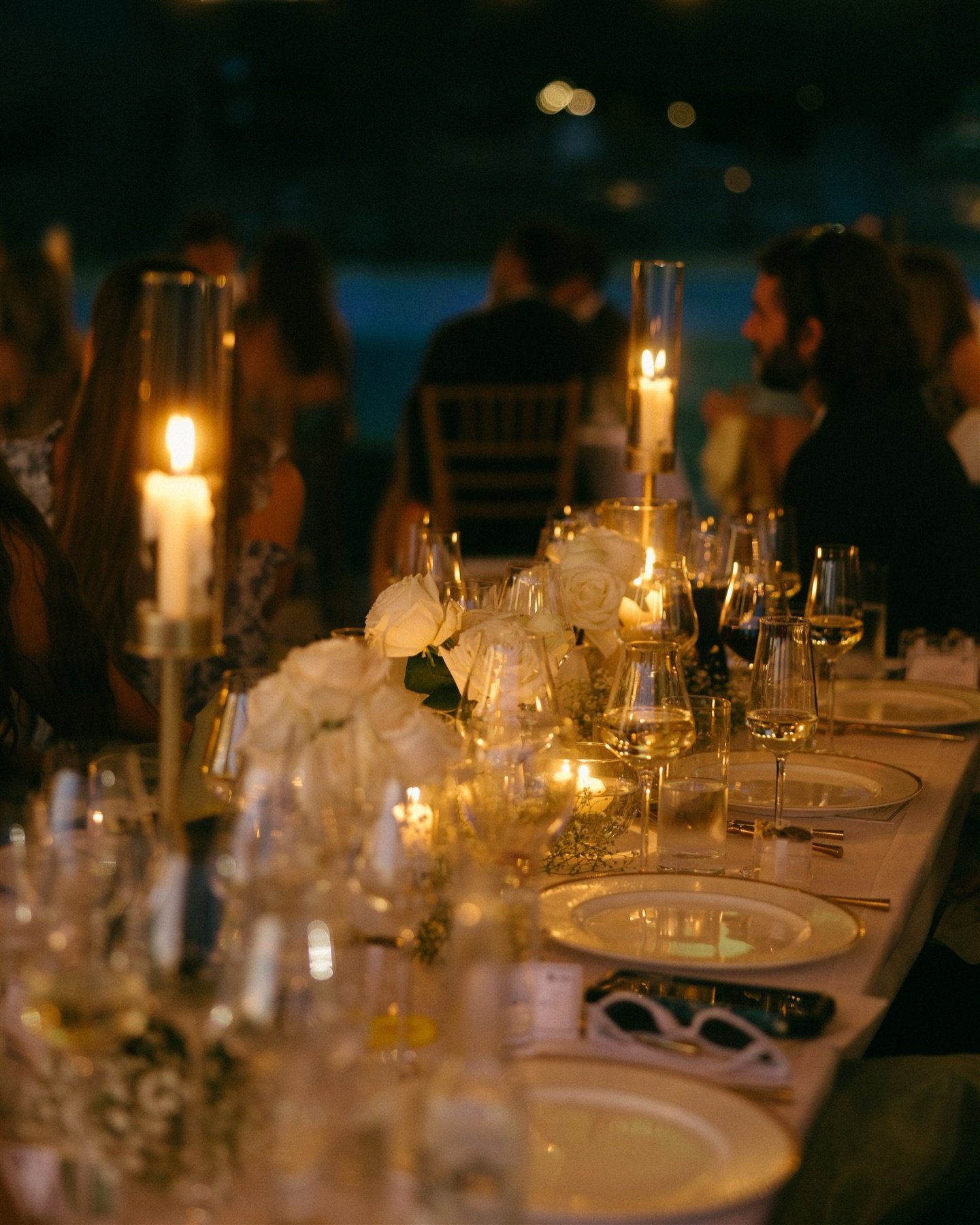 The Night Glow ✨

second shooting for @elyselanephotography 

#virginiaweddingphotographer #virginiawedding #weddingreception