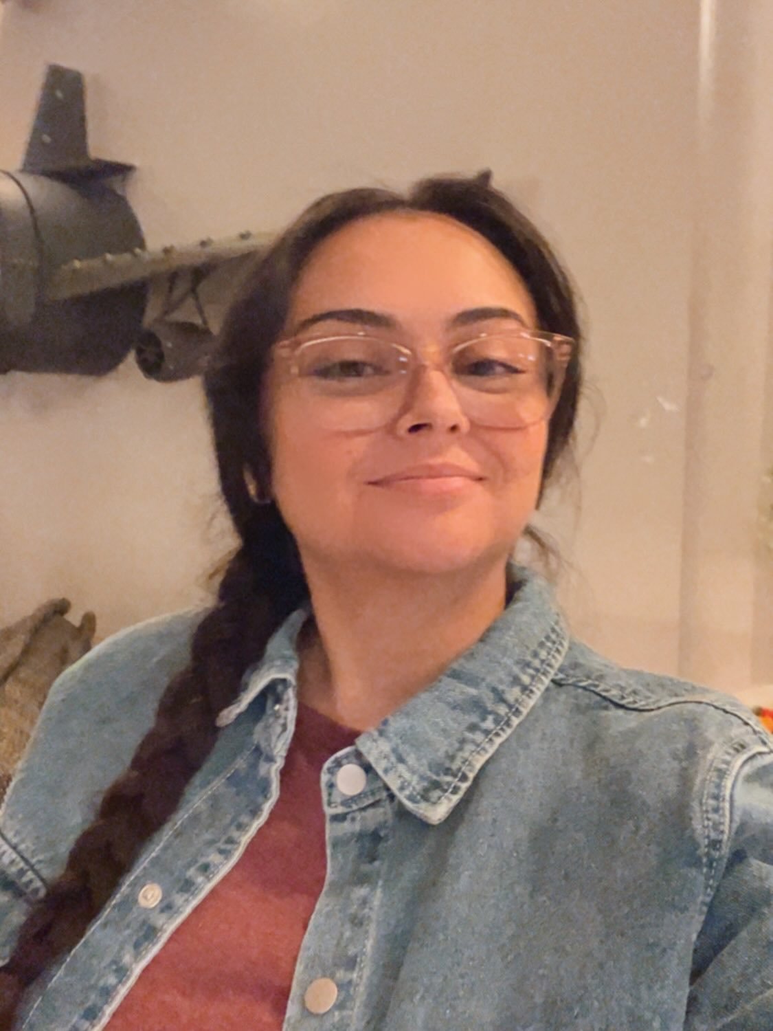 35 🎉 A new year, a new level of peace.
I&rsquo;ve come a long way from the version of me who once survived on $10K a year and food stamps &rarr; to consistent $5K months helping others heal.

For years, I followed the traditional path: go to school,