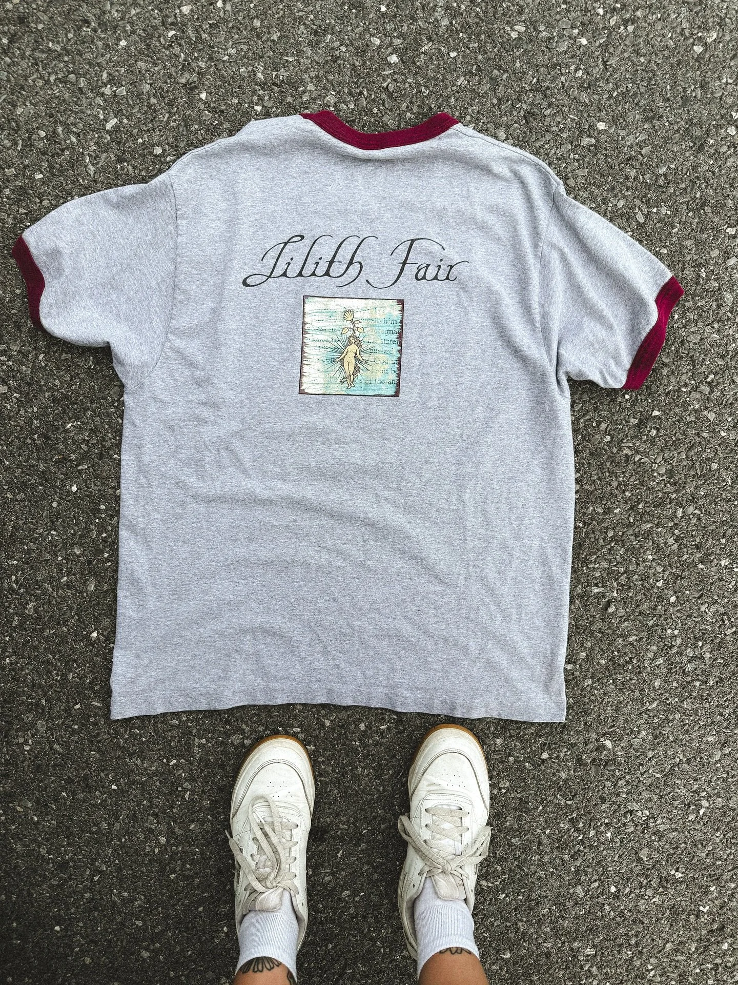 90s Lilith Fair Ringer Tee!!! My favorite find ever. 

absolutely nfs💞

#lilithfair #vintagetee #90smusic #90sfashion #90saesthetic