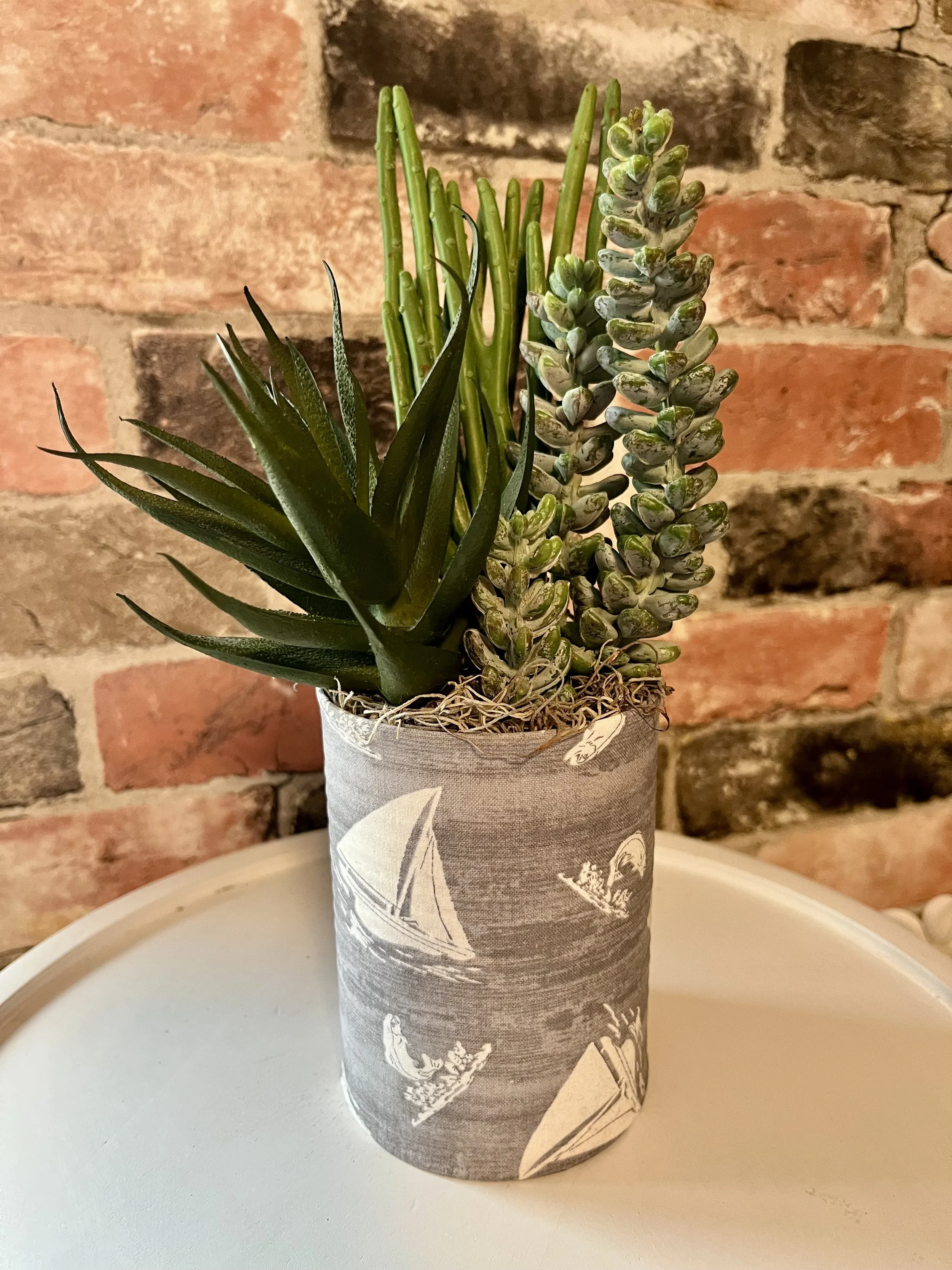 Medium up-cycled container design