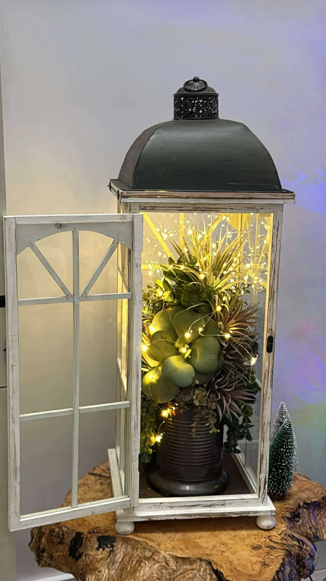 Custom design in owner's lantern